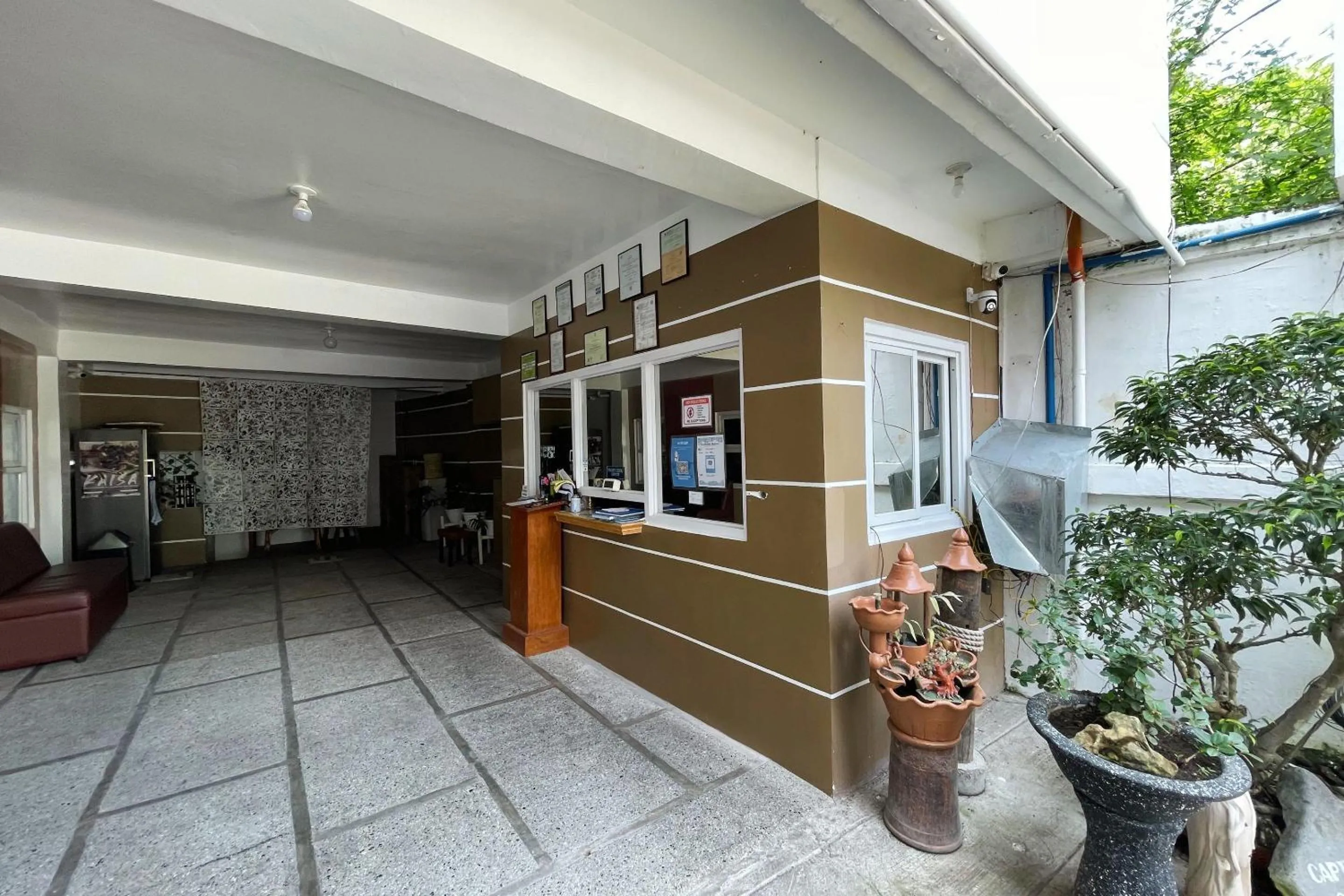 Property building in Captains Suites Albay
