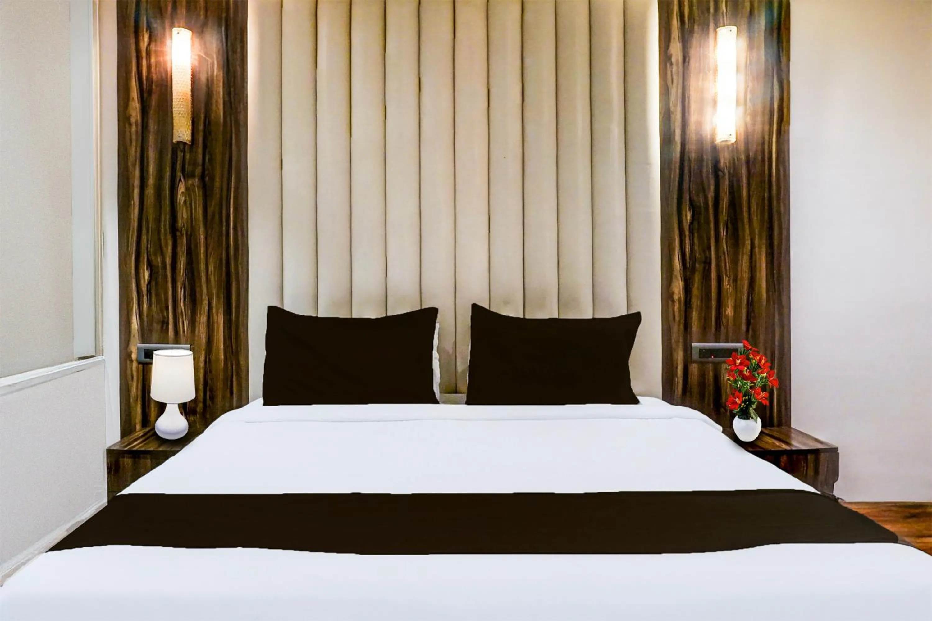 Bedroom, Bed in Townhouse Oak Hadapsar