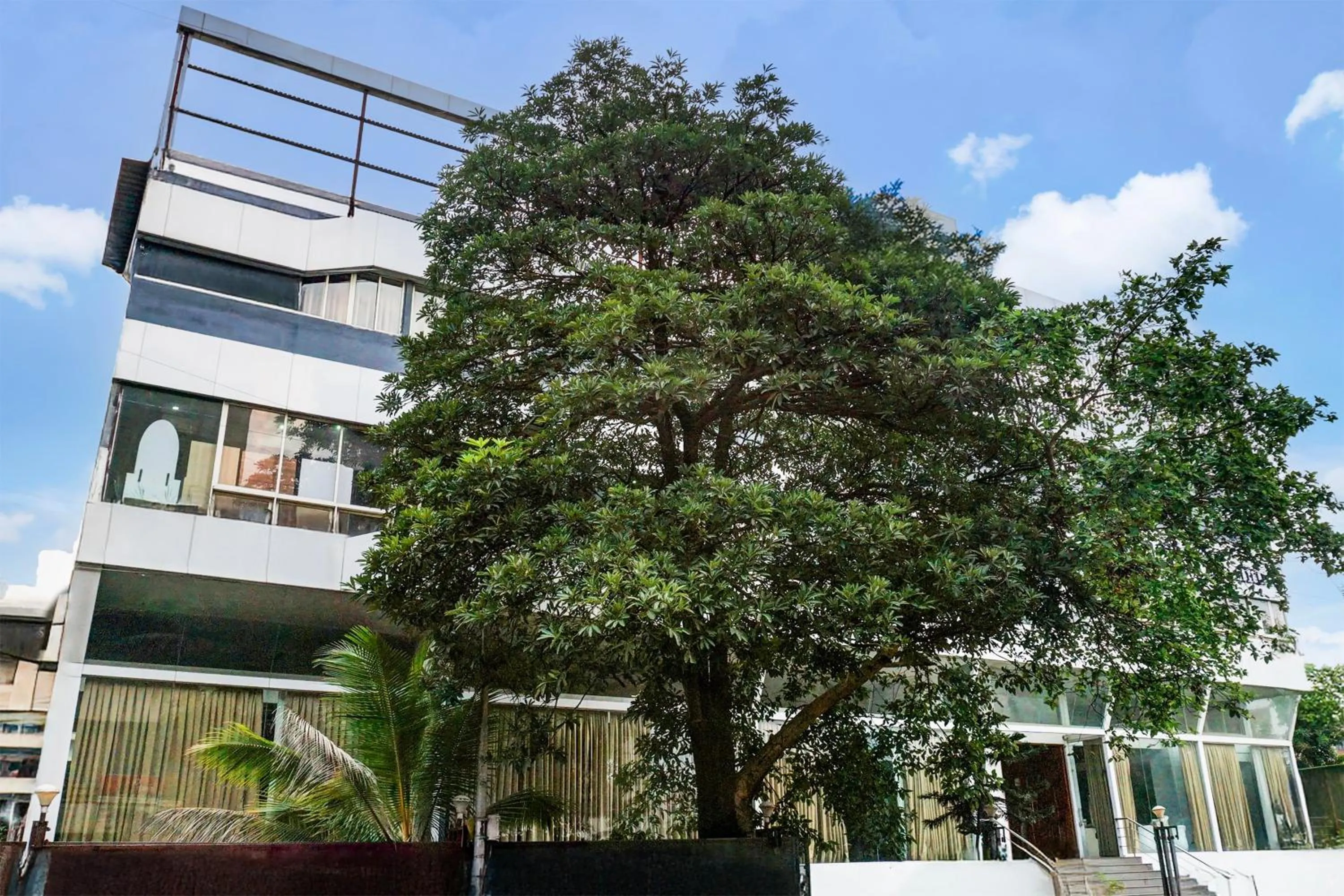 Facade/entrance in Townhouse Oak Hadapsar