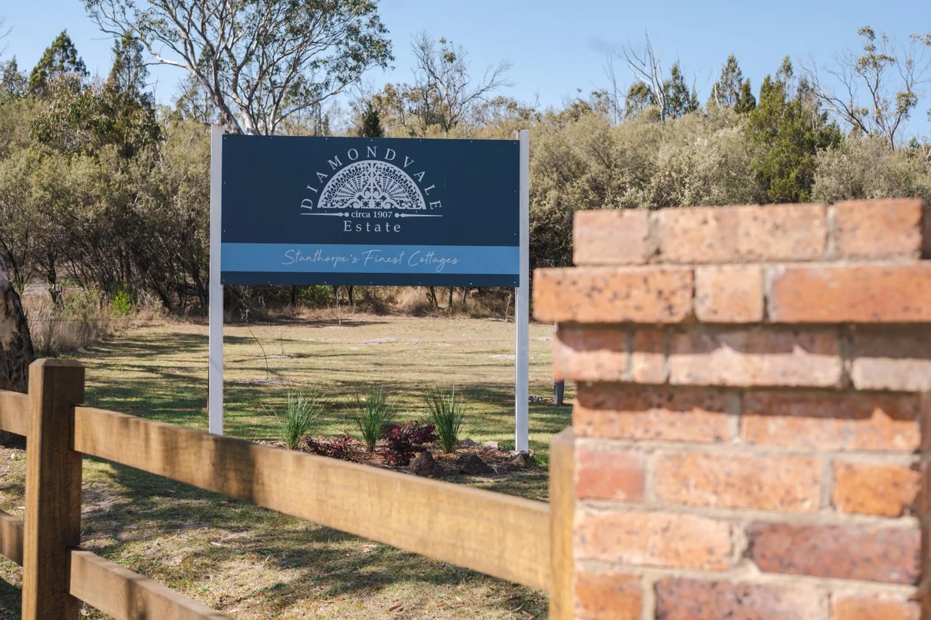 Facade/entrance in Diamondvale Estate Stanthorpe