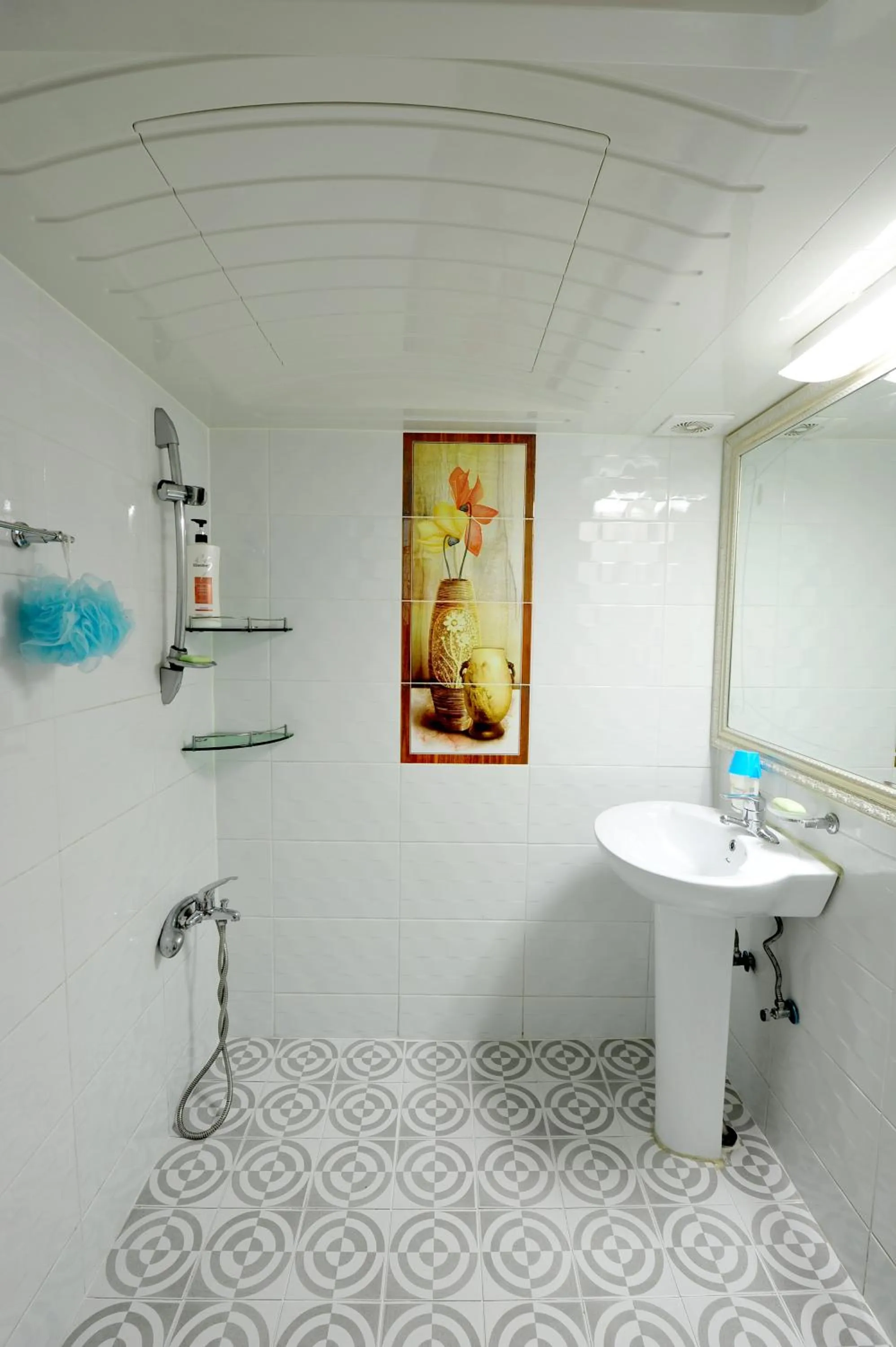 Bathroom in Hi Hotel