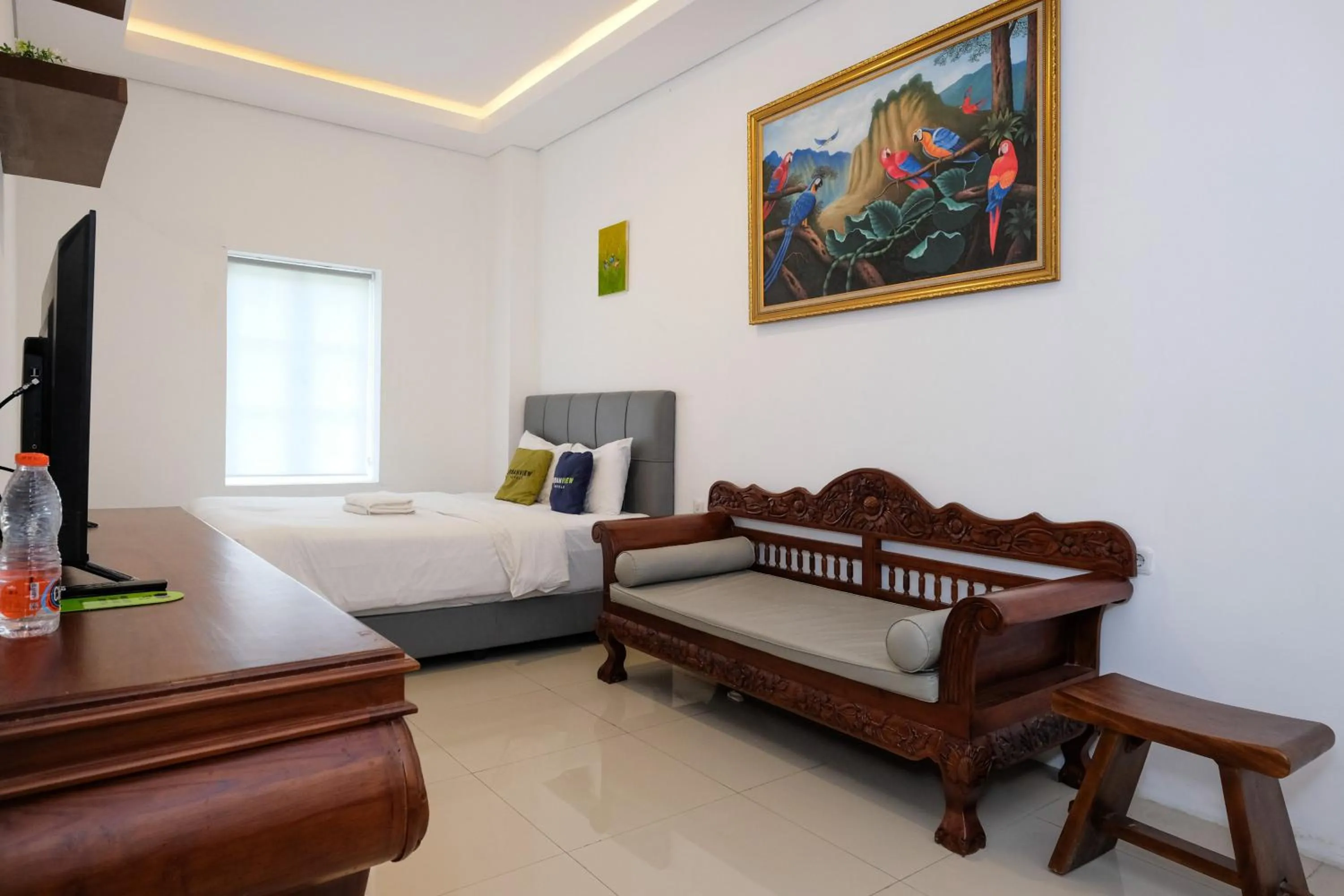 Bedroom, Bed in Urbanview Hotel Dommy Yogyakarta by RedDoorz