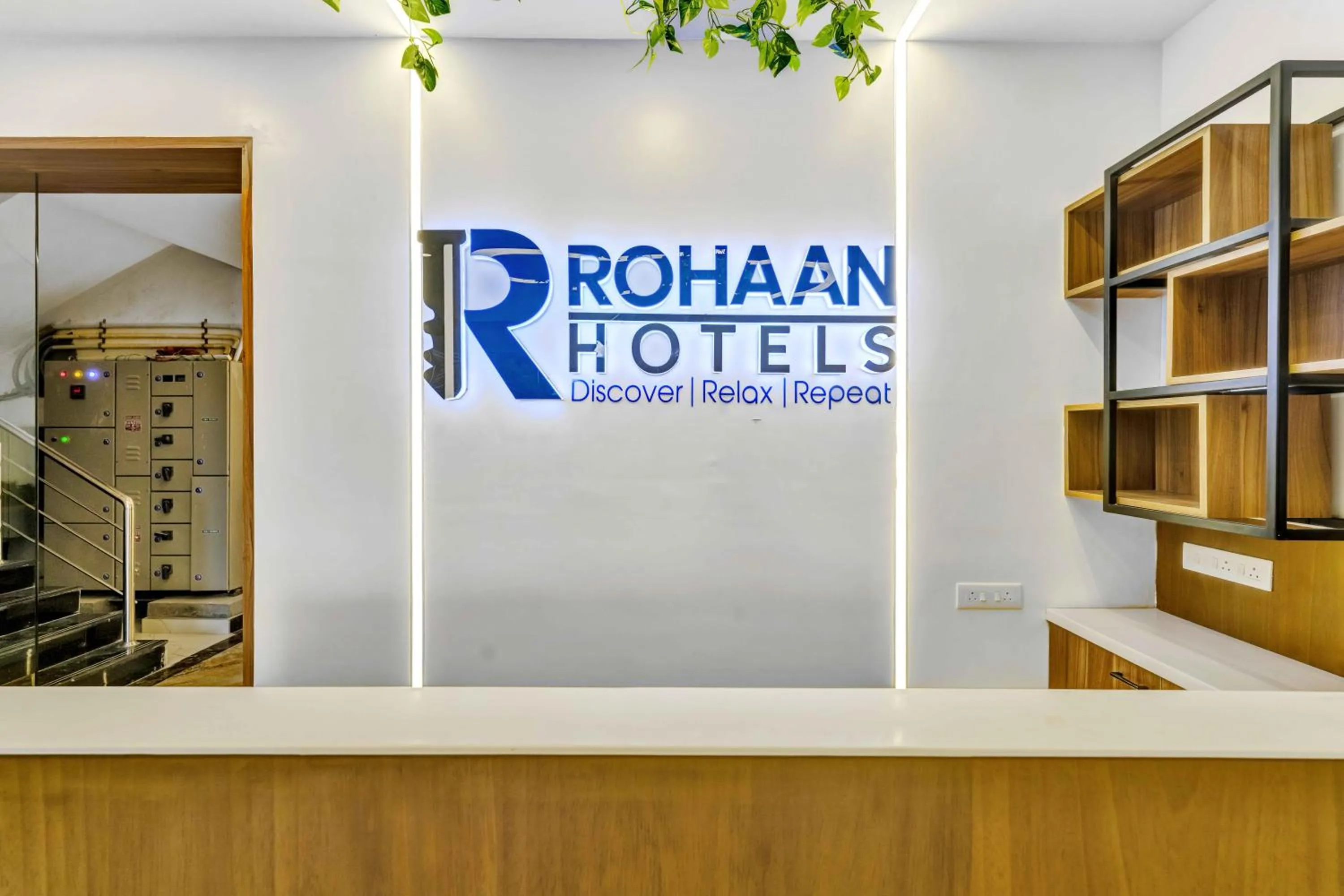 Lobby or reception in Rohaan Hotels Medavakkam by UPAR