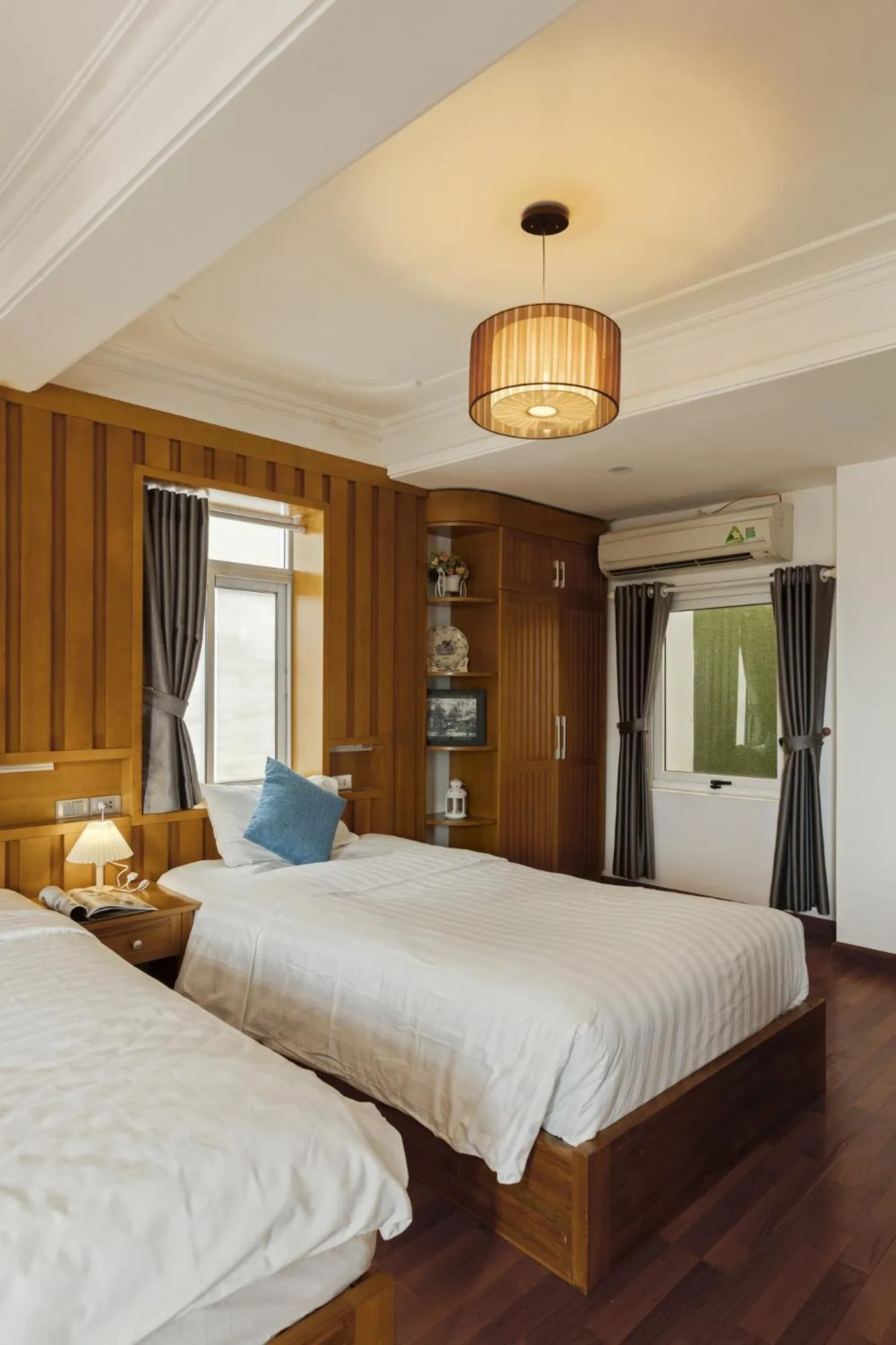 Bed in Hanoi Central Park Hotel