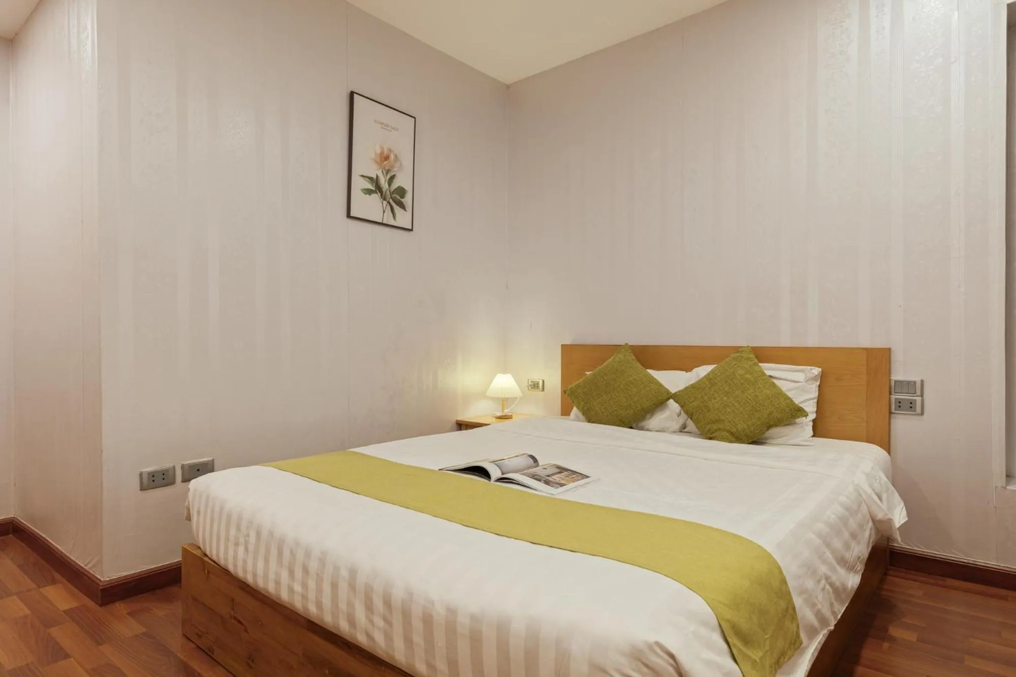 Bed in Hanoi Central Park Hotel