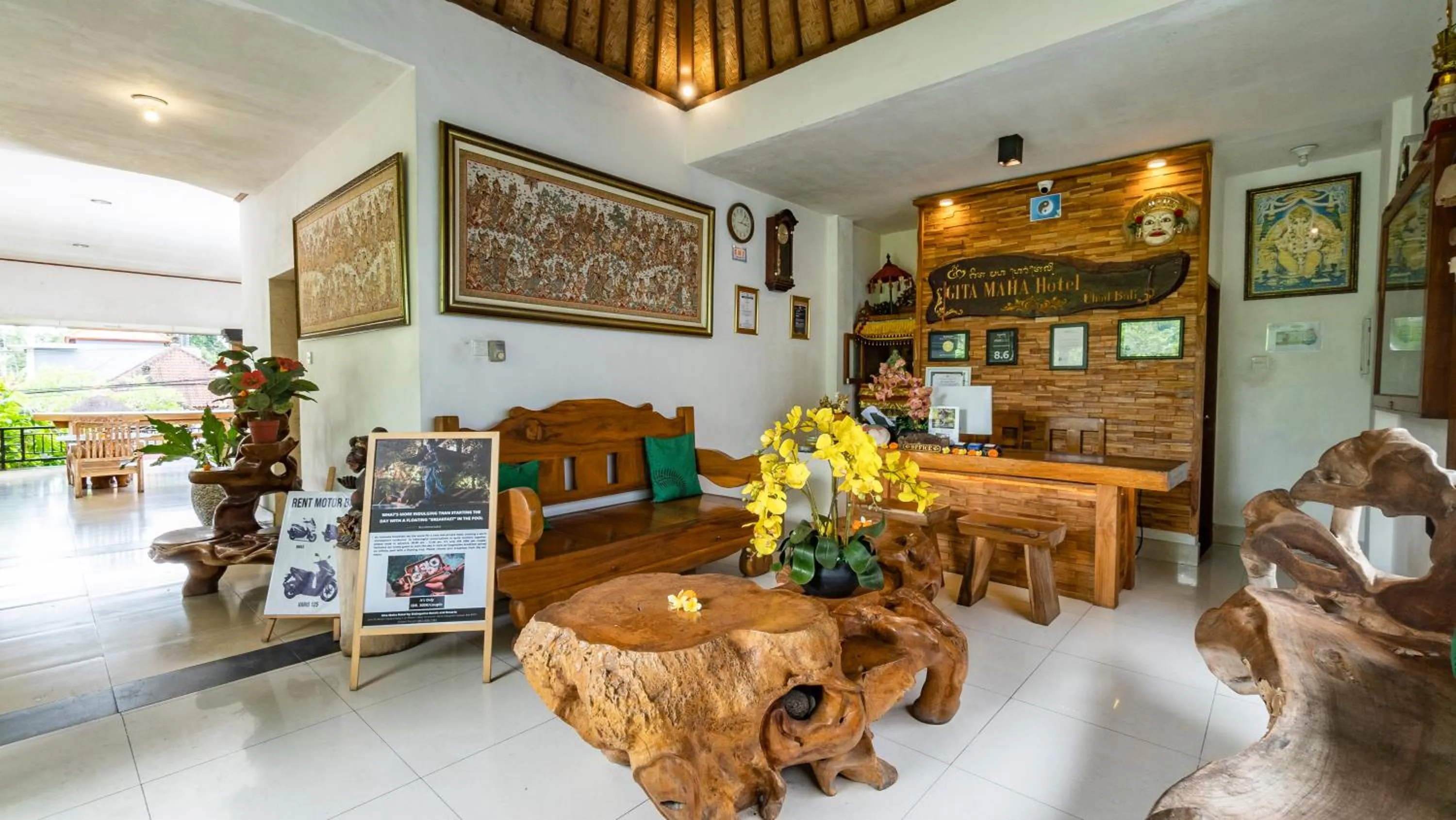 Lobby or reception in Gita Maha Ubud Hotel by Mahaputra