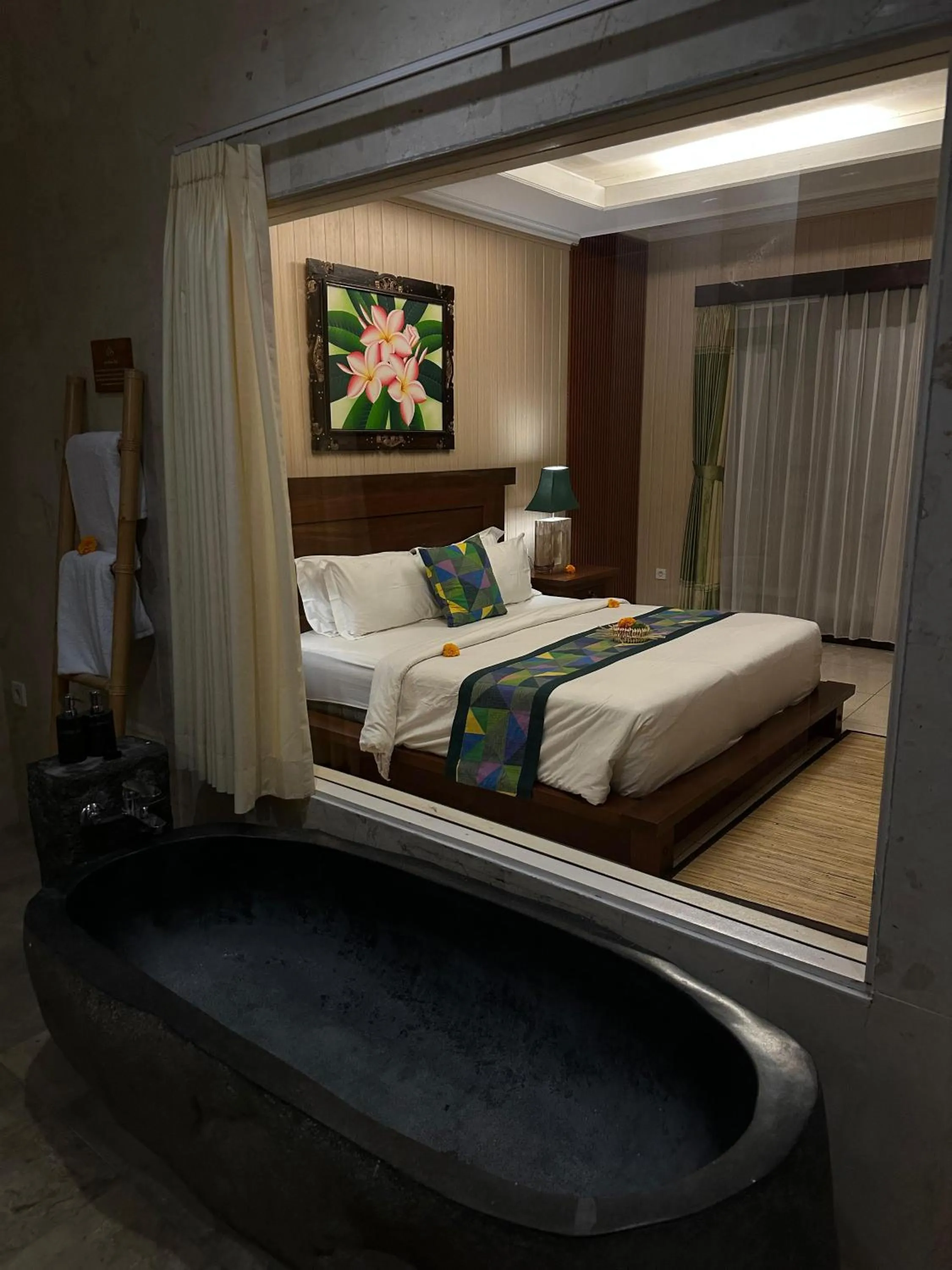 Bed in Gita Maha Ubud Hotel by Mahaputra