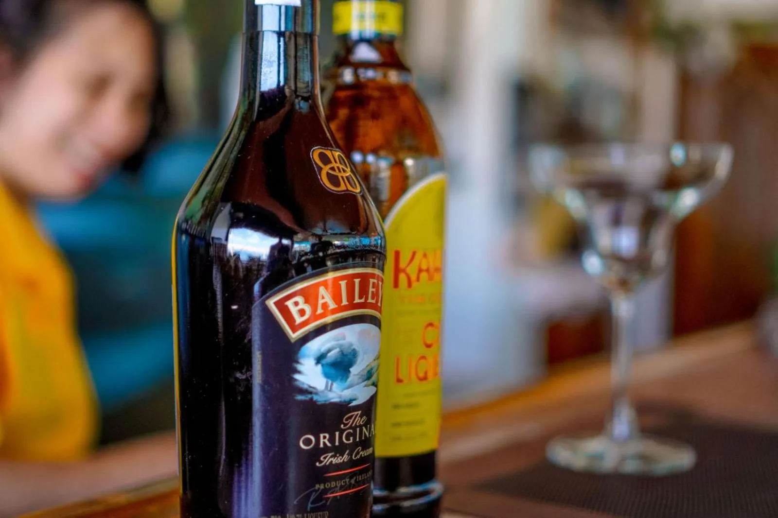 Restaurant/places to eat in Montani Beach Resort Puerto Galera powered by Cocotel