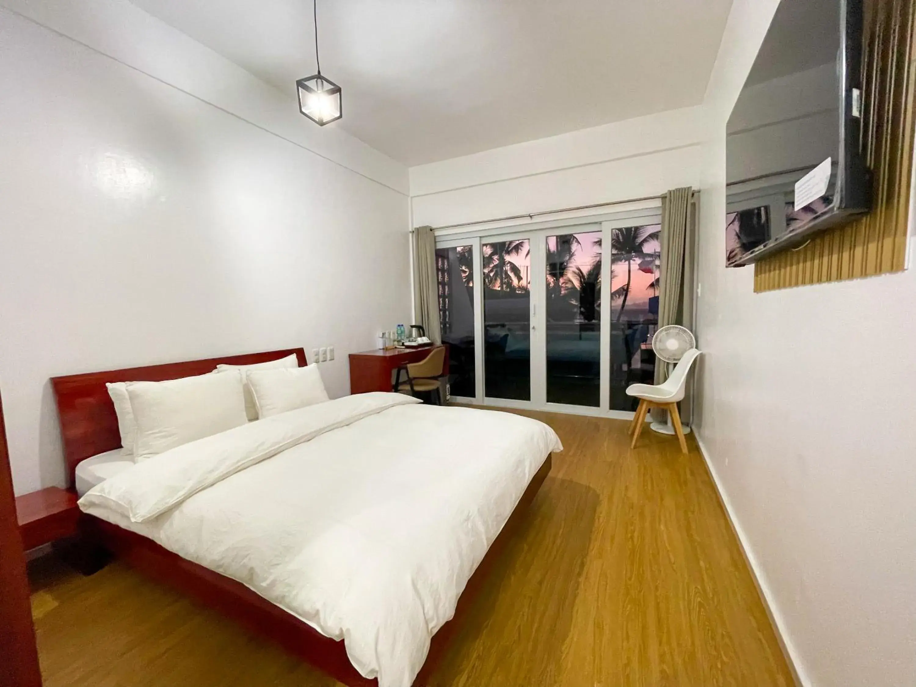 Deluxe Double Room with Side Sea View in Montani Beach Resort Puerto Galera powered by Cocotel Deluxe Double Room with Side Sea View in Montani Beach Resort Puerto Galera powered by Cocotel