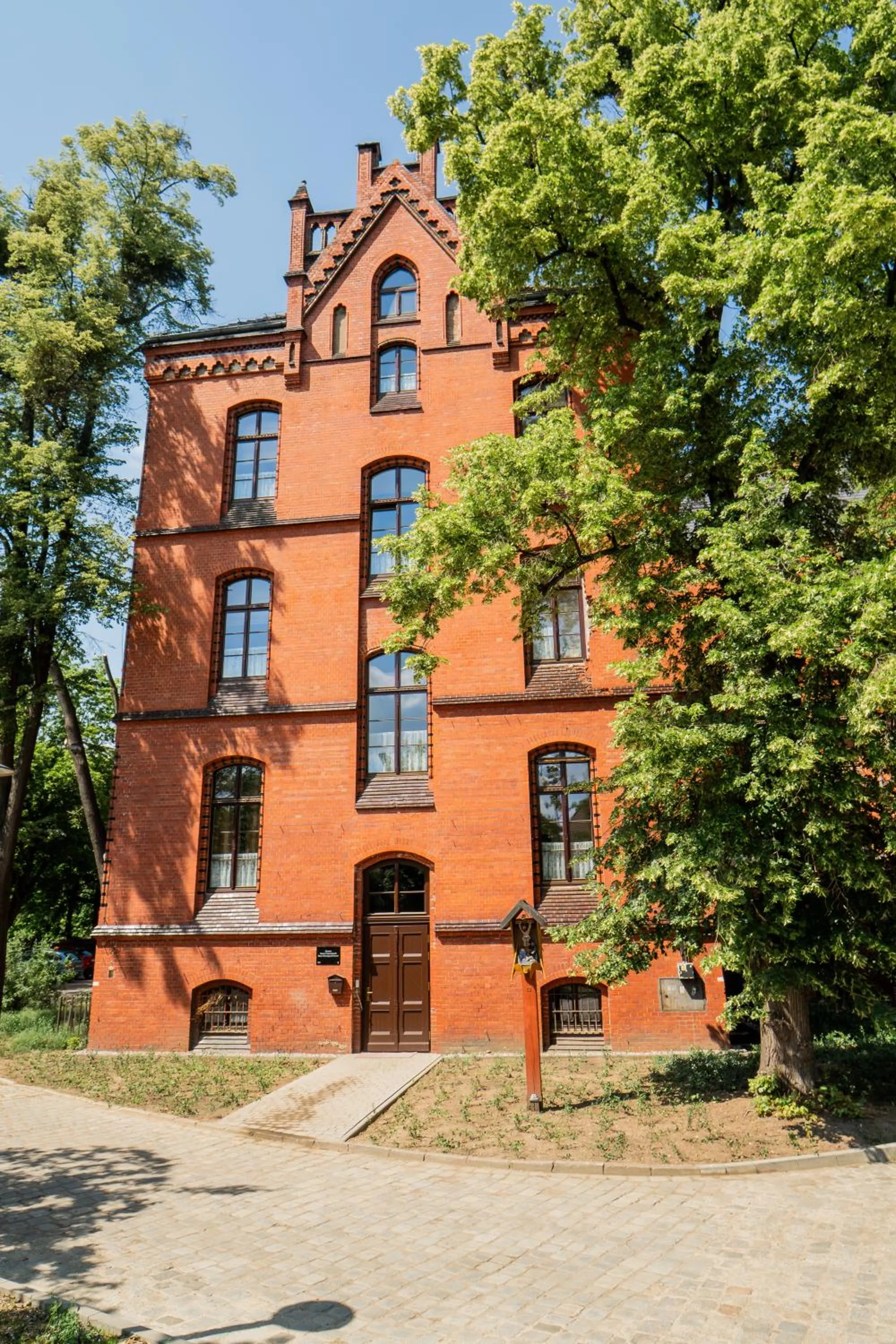 Property building in ARCHE Klasztor Wrocław