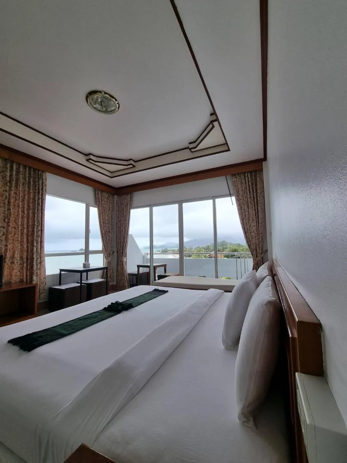 Natural landscape, Bed in Mam Kaibae Hotel