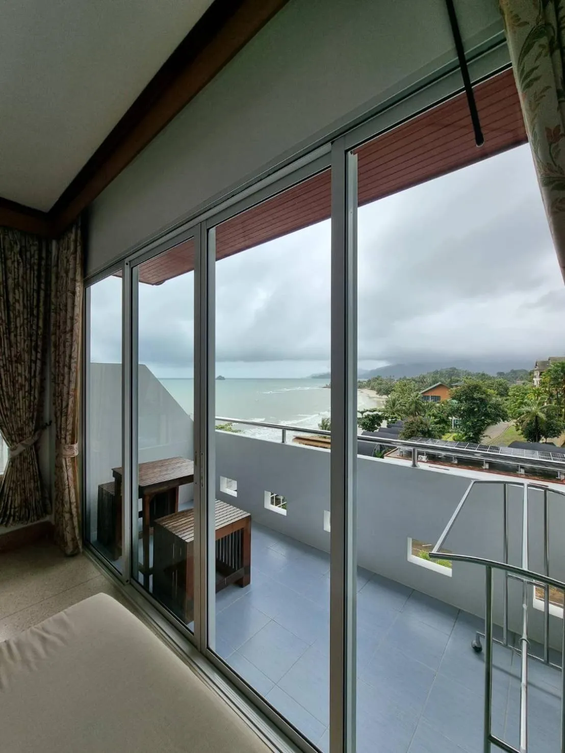 Balcony/Terrace, Bed in Mam Kaibae Hotel
