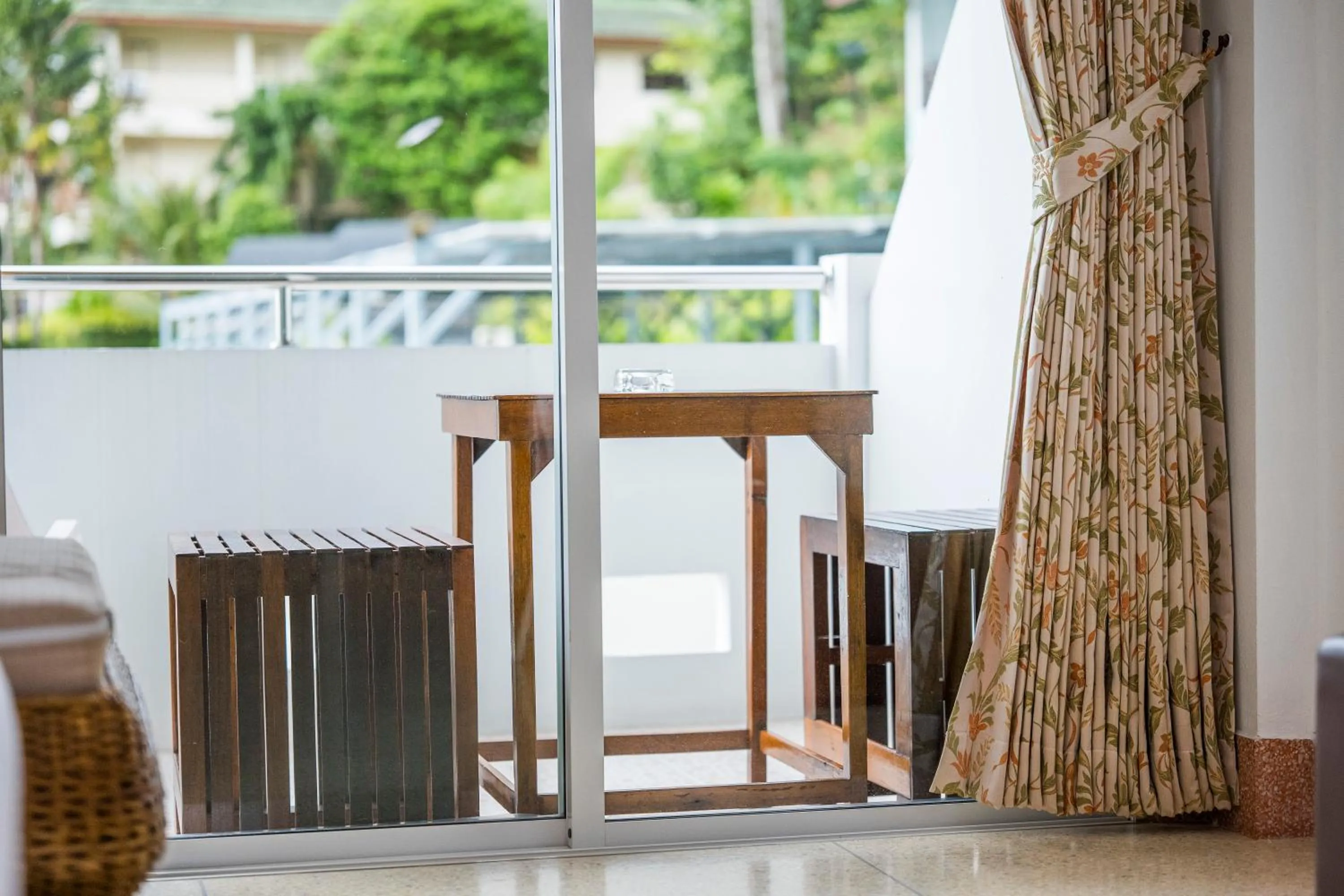 Patio in Mam Kaibae Hotel