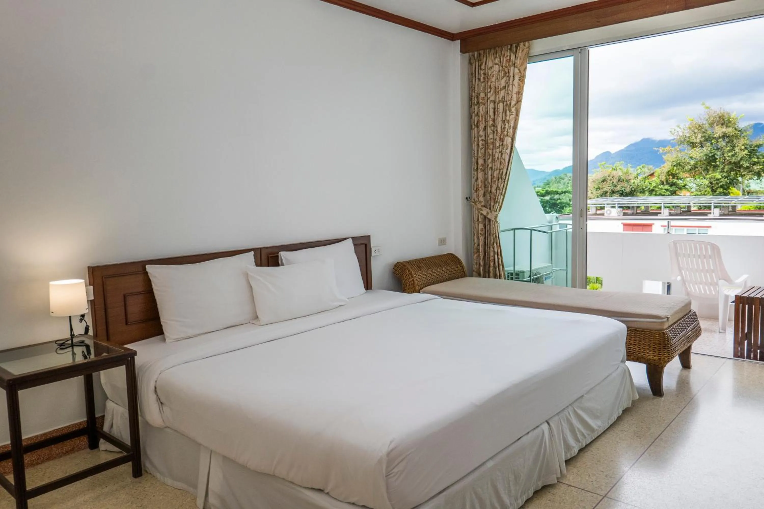 Bed in Mam Kaibae Hotel