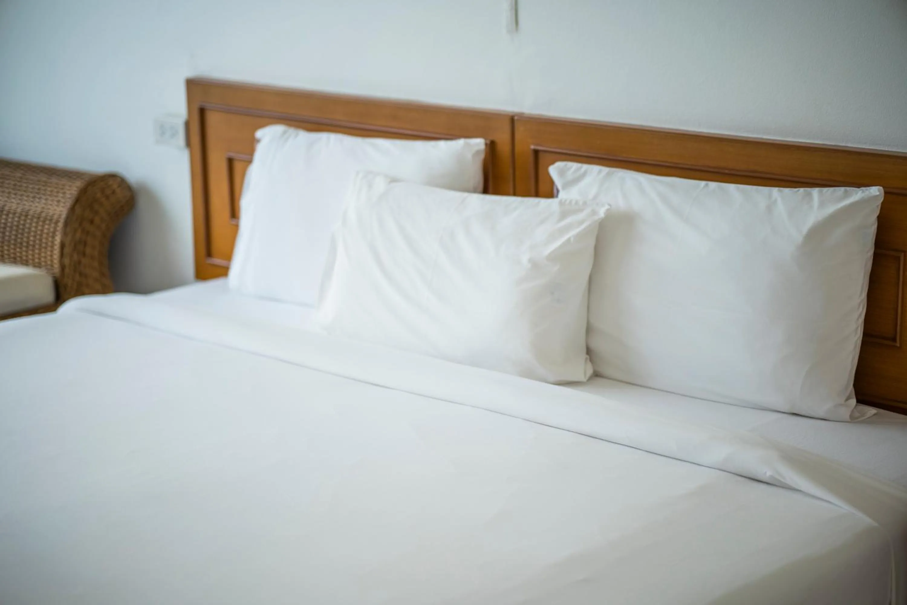 Bed in Mam Kaibae Hotel