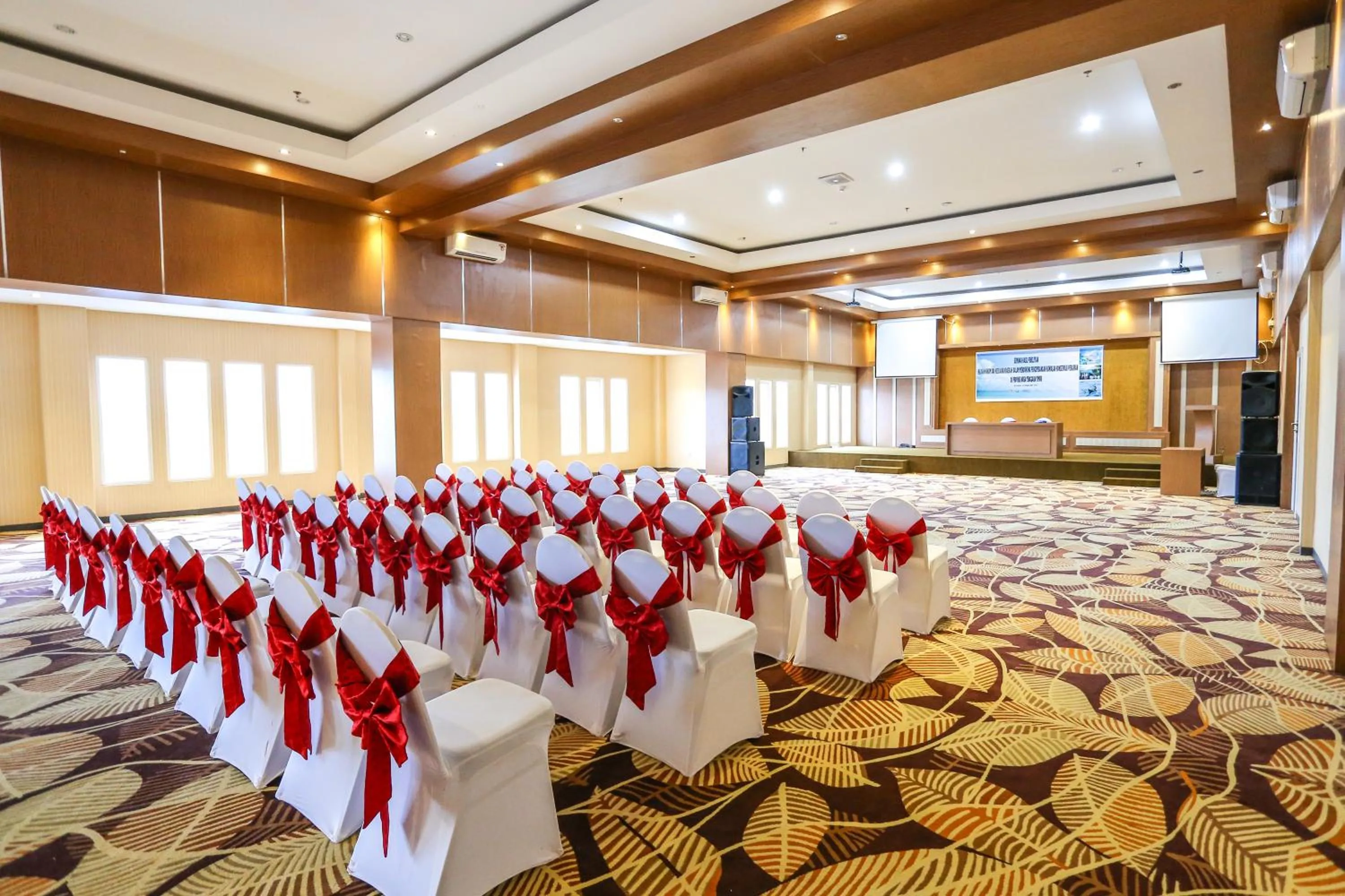 Banquet/Function facilities in Sylvia Hotel Premier Kupang