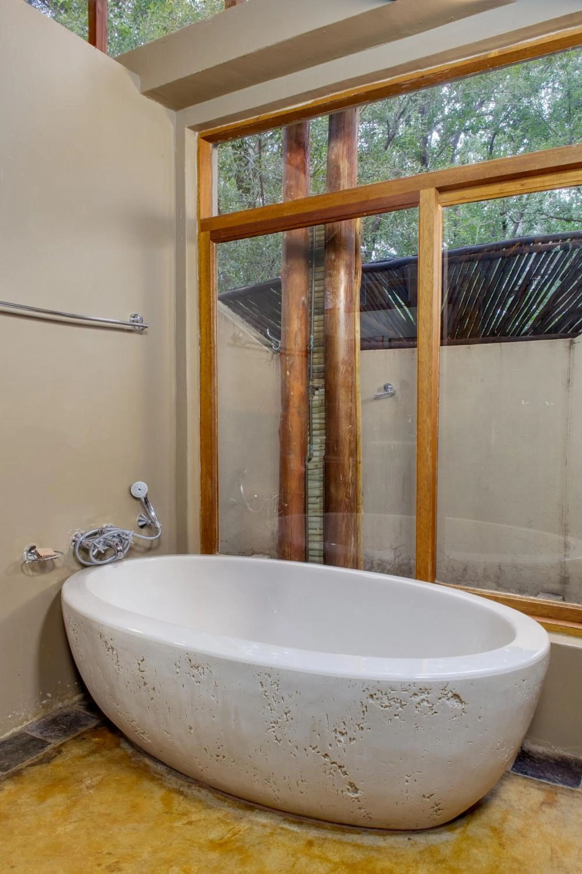 Bathroom in Black Rhino Game Lodge