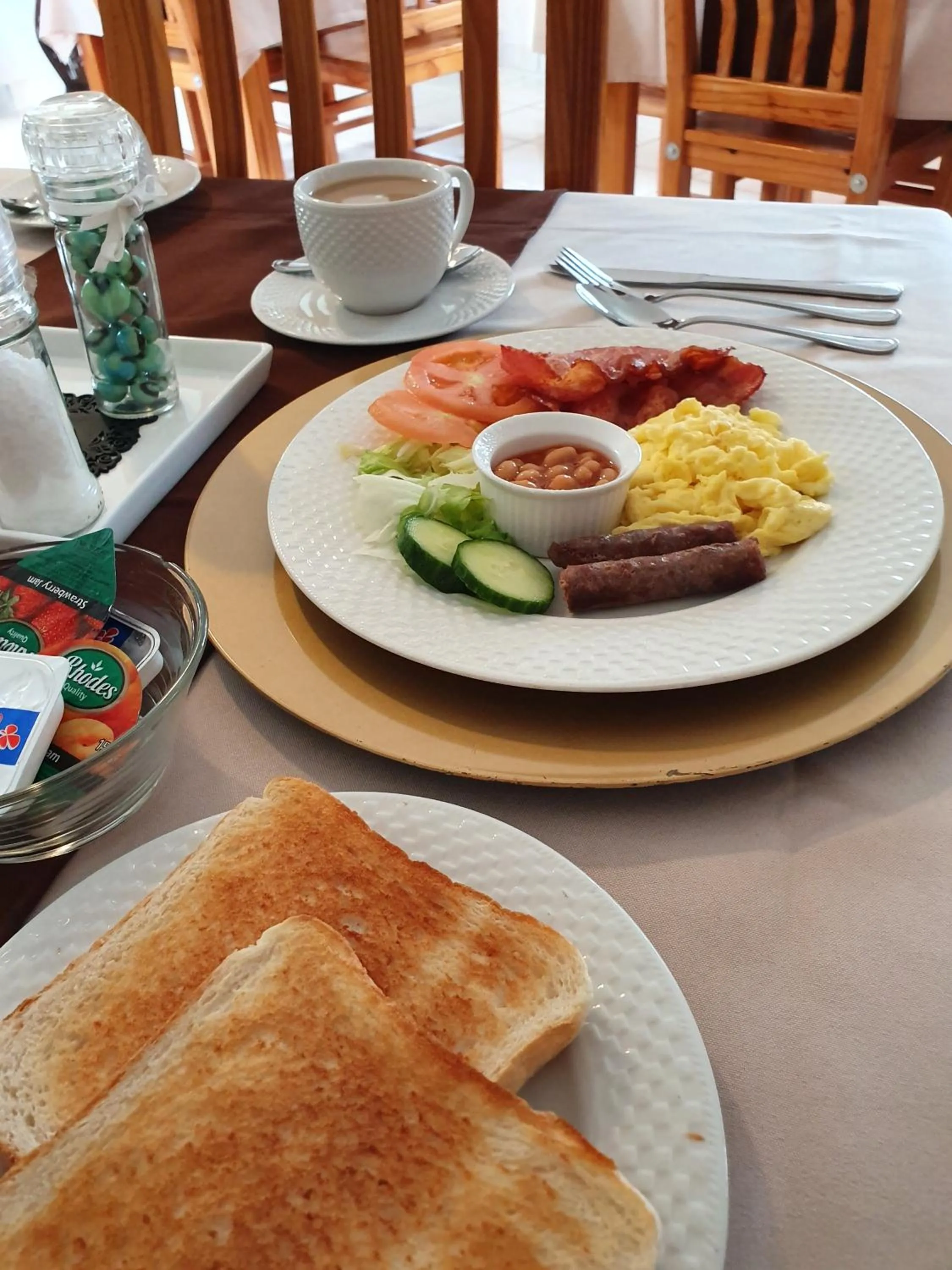 Breakfast in Harmony Guesthouse