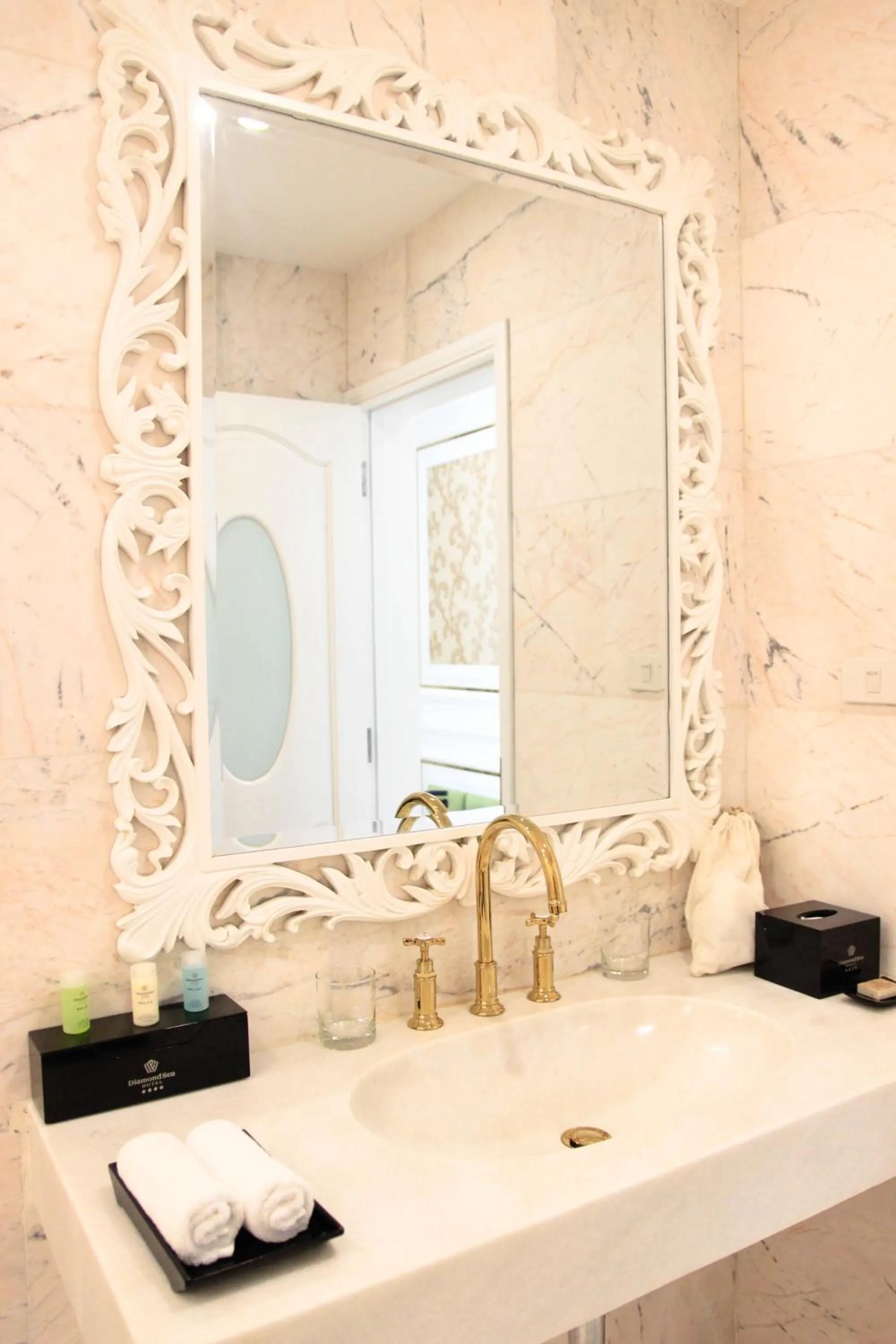 Bathroom in Diamond Sea Hotel