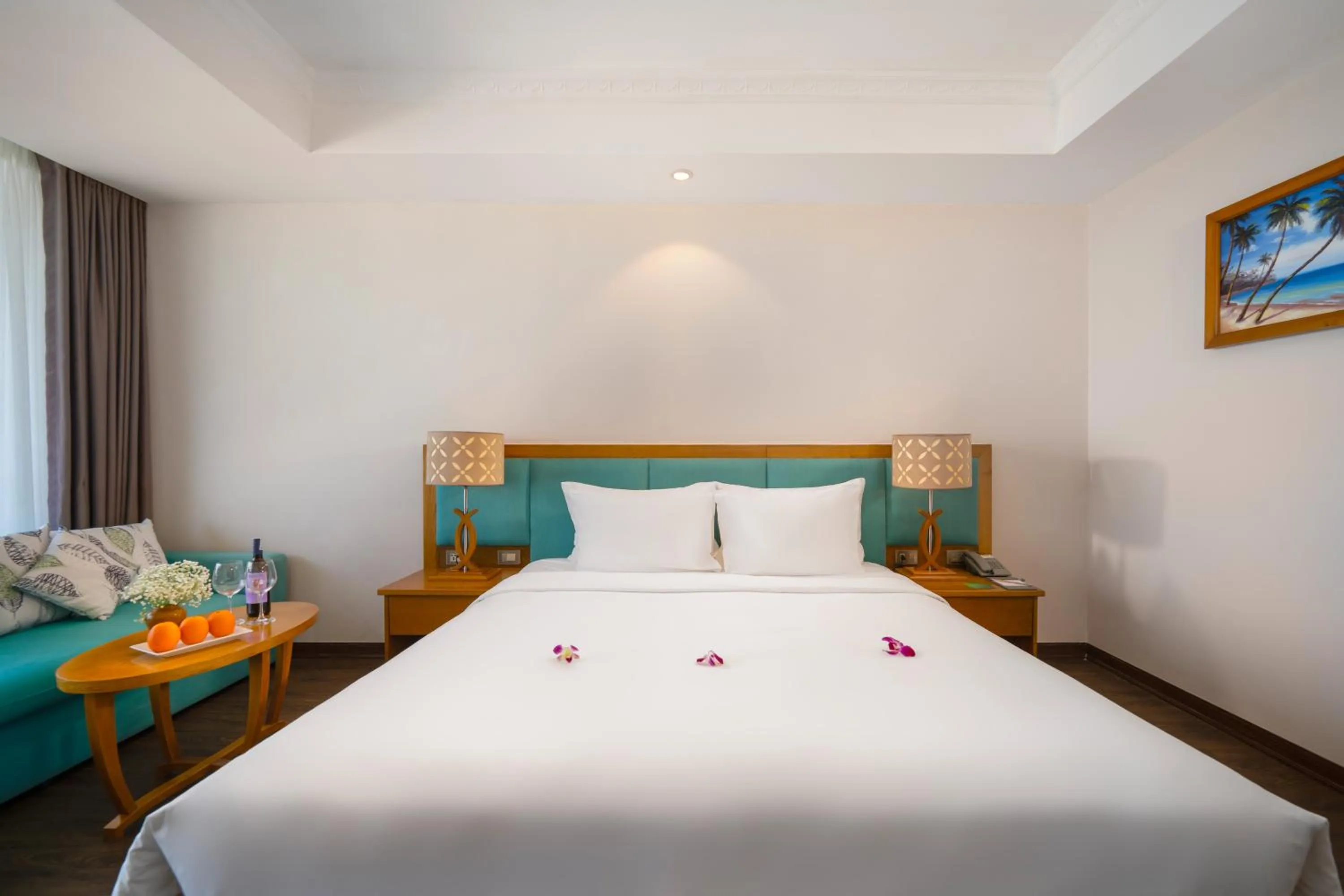 Bed in Diamond Sea Hotel