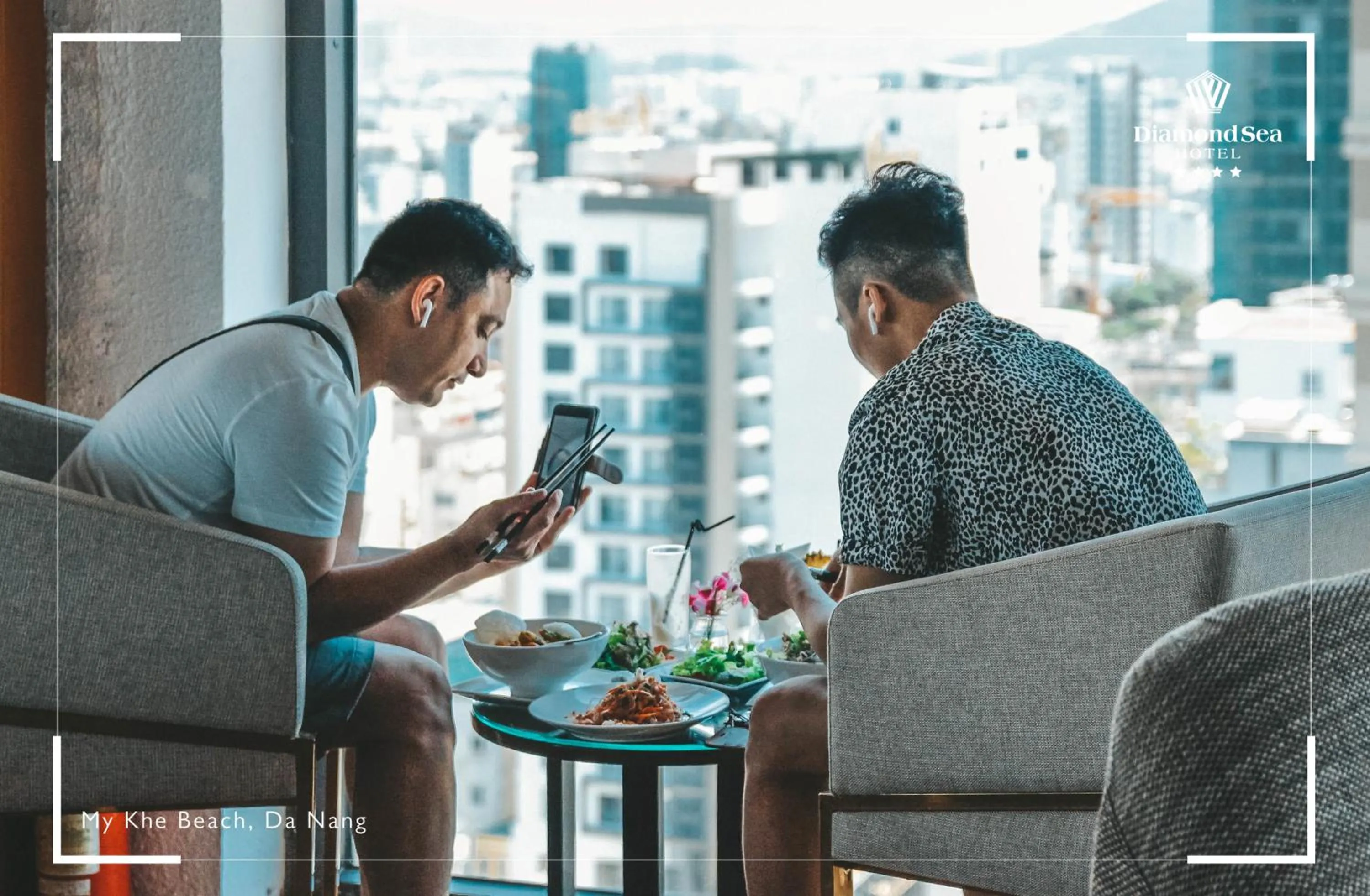 Lounge or bar in Diamond Sea Hotel