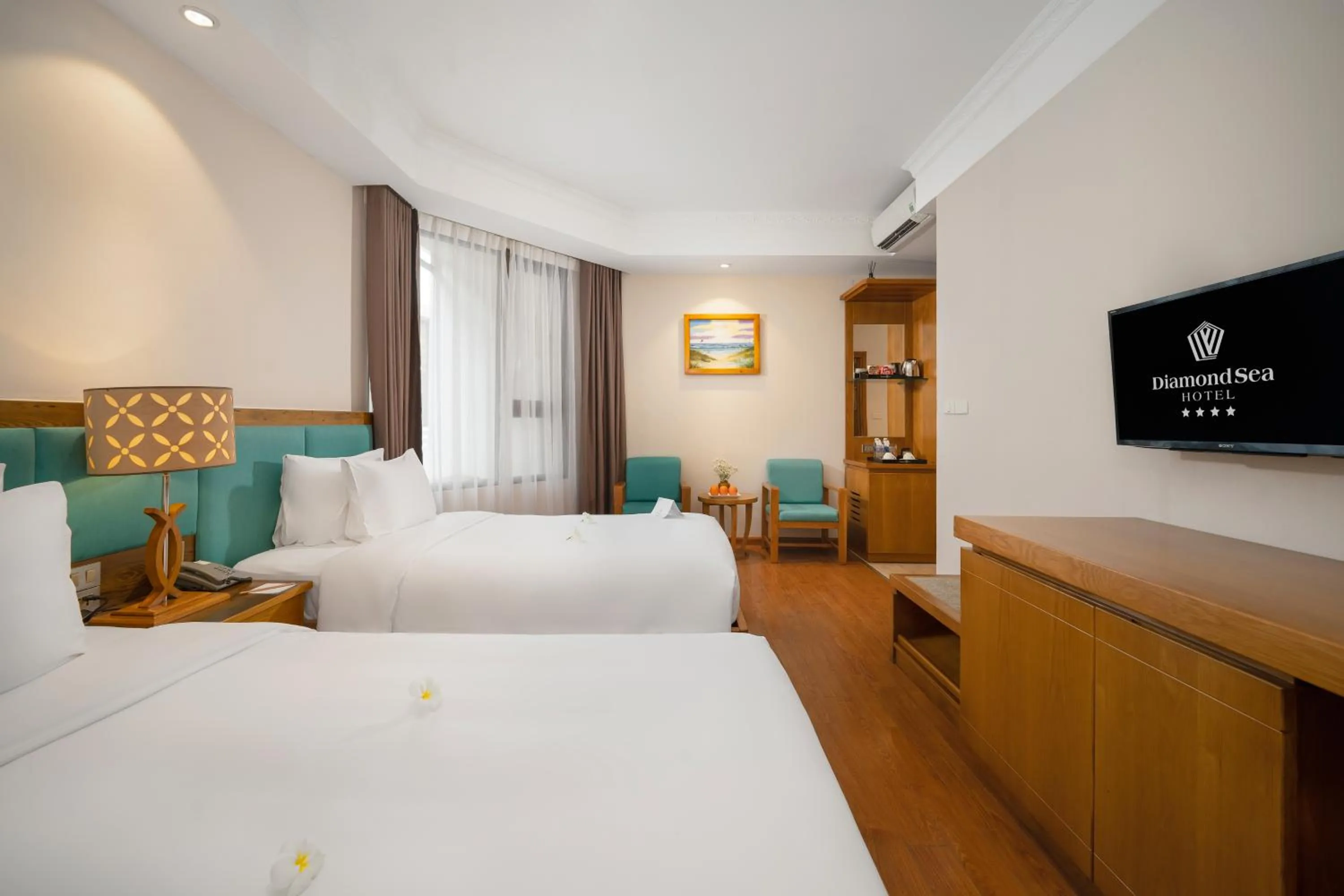 Bed in Diamond Sea Hotel