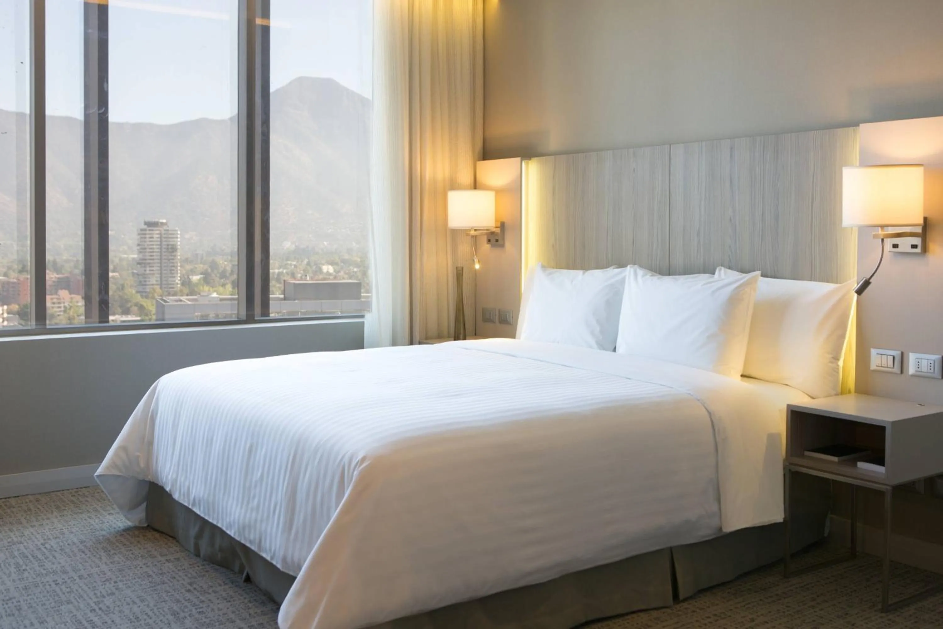 Bedroom, Bed in Courtyard by Marriott Santiago Las Condes