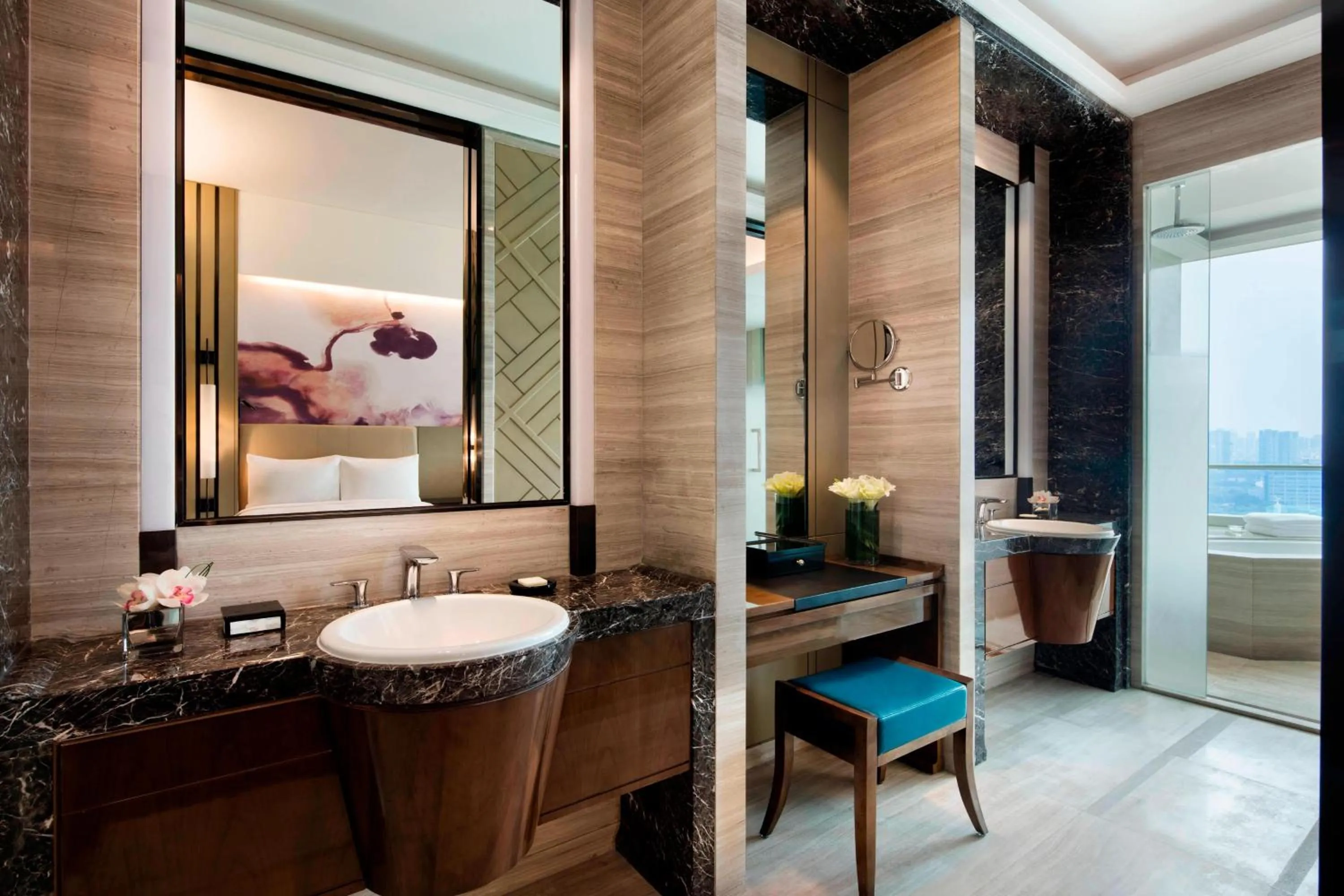 Bathroom in JW Marriott Hotel Shenzhen Bao'an International Airport