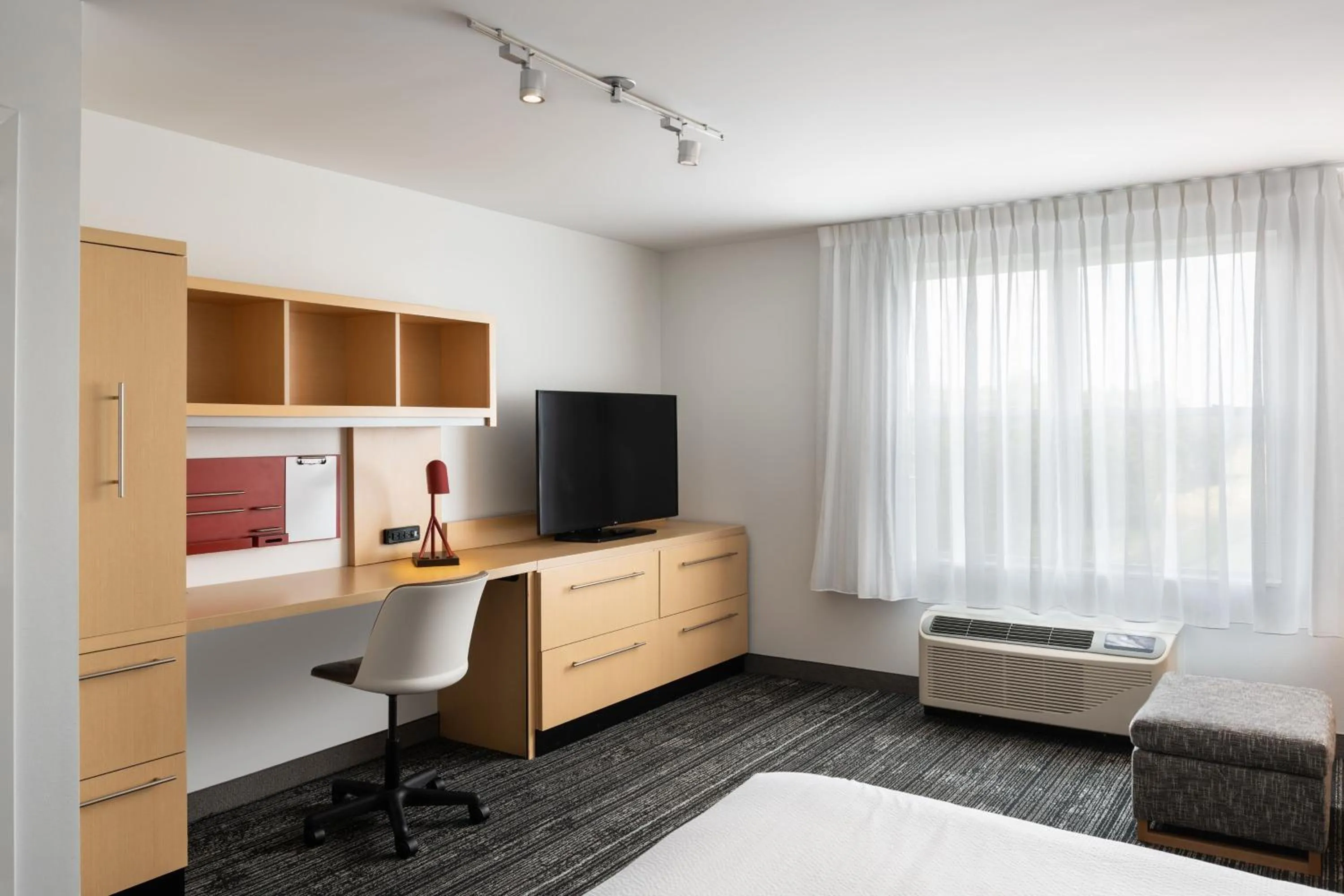 Bedroom, Bed in TownePlace Suites by Marriott Wareham Buzzards Bay