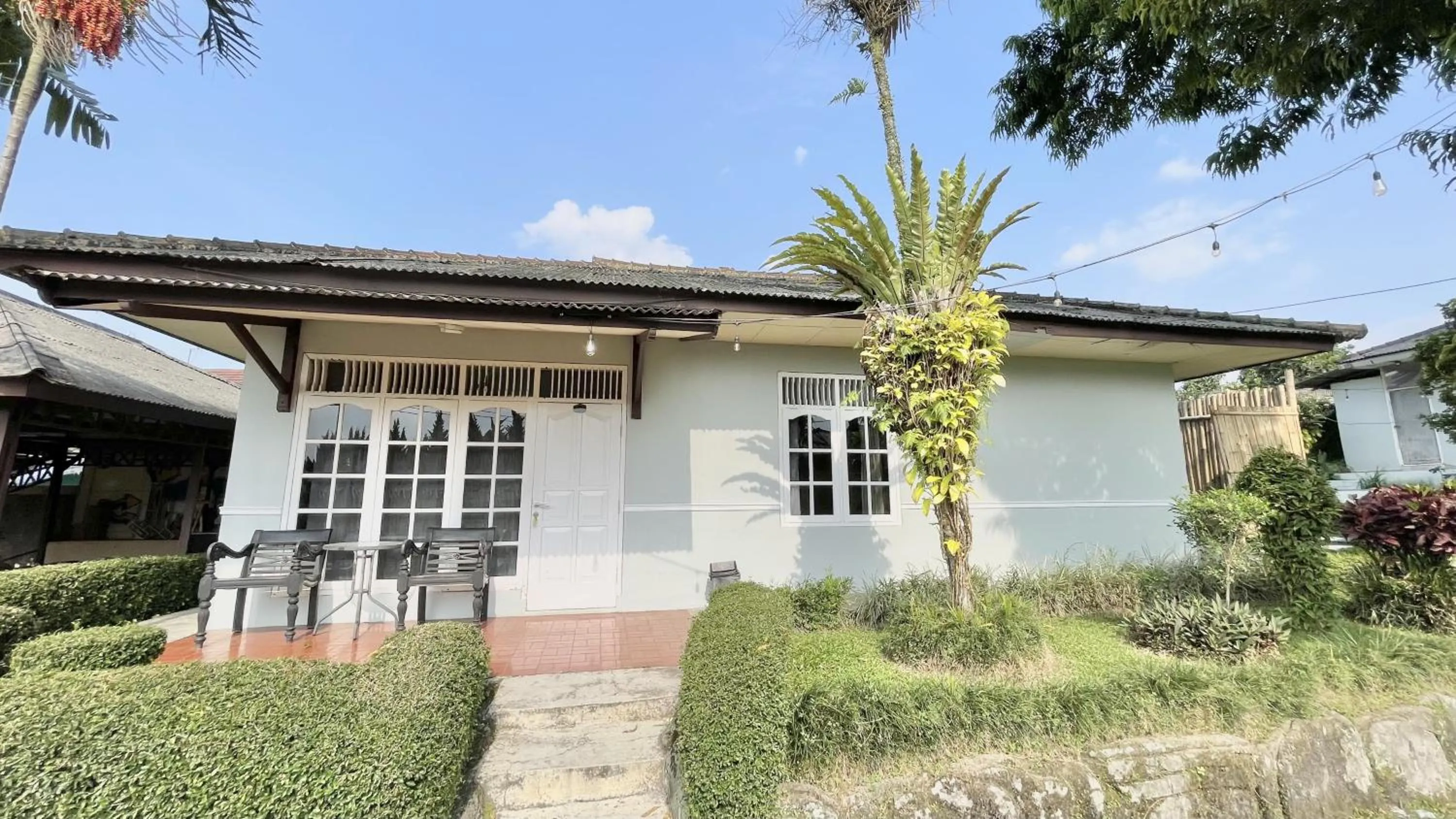 The Kanzi Hotel & Village