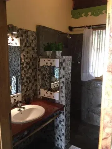 Family Suite with Balcony - single occupancy in Mucumbli Family Suite with Balcony - single occupancy in Mucumbli