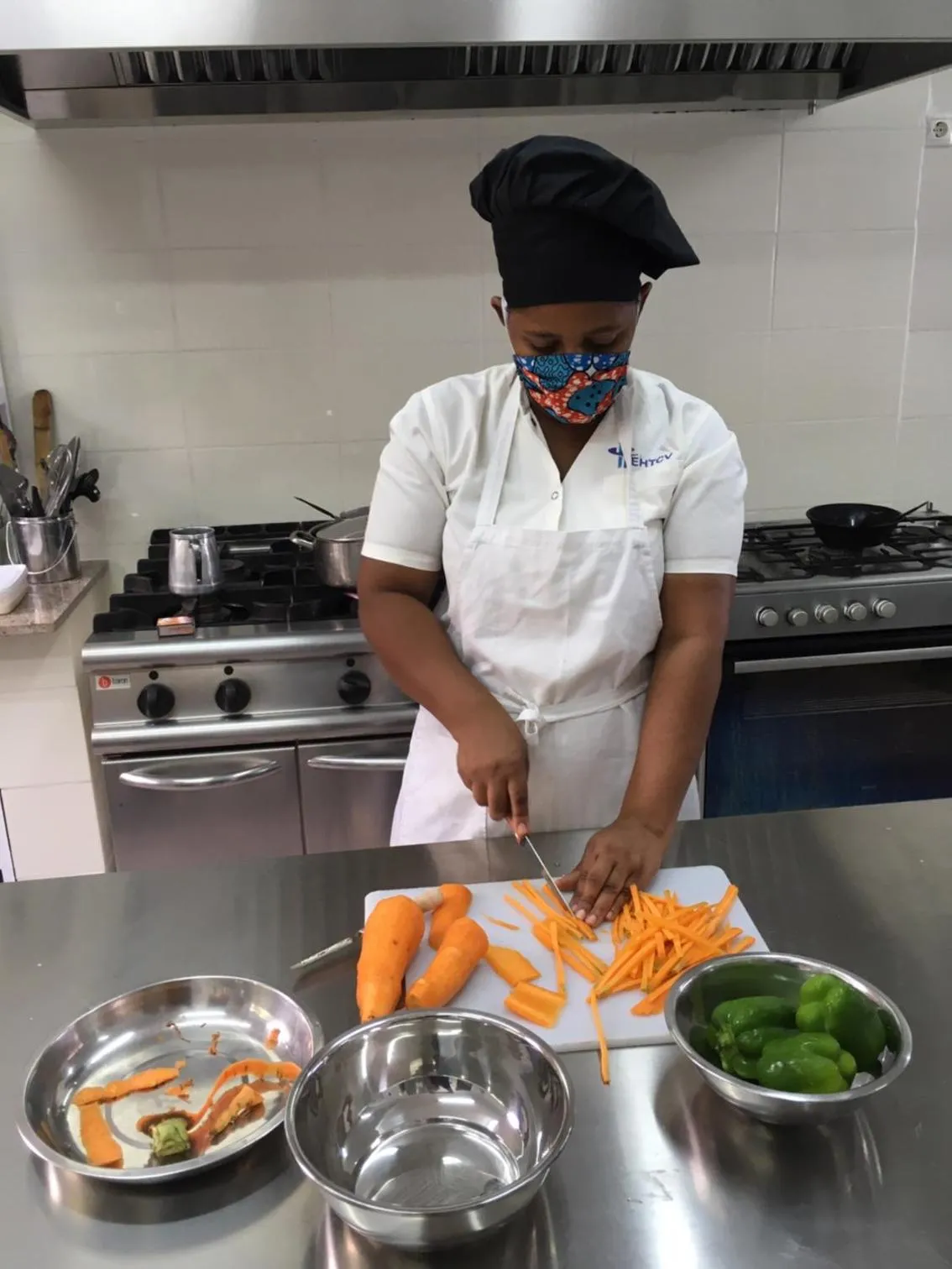 Restaurant/places to eat in Mucumbli