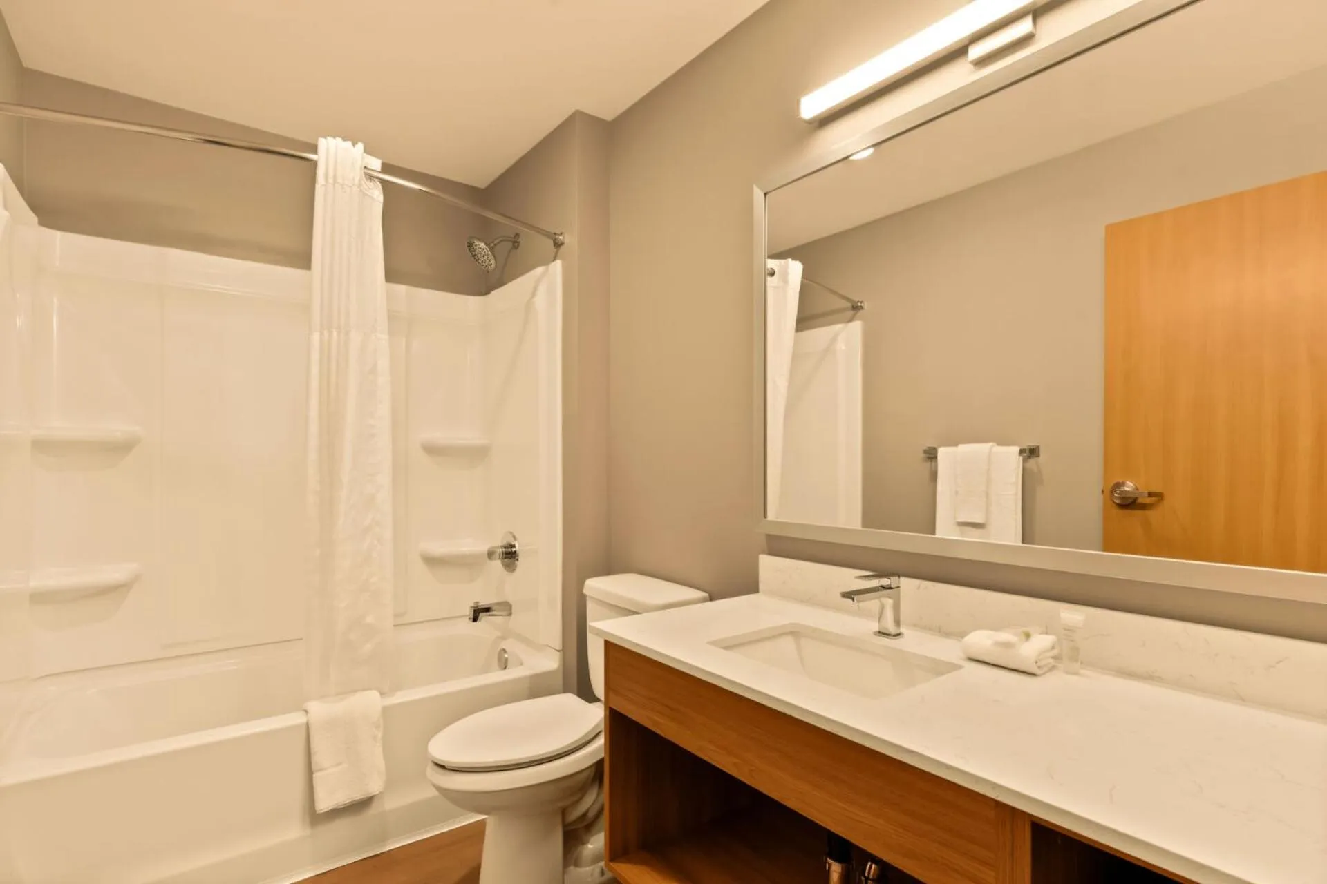 Bathroom in LivAway Suites Tri-Cities-Richland