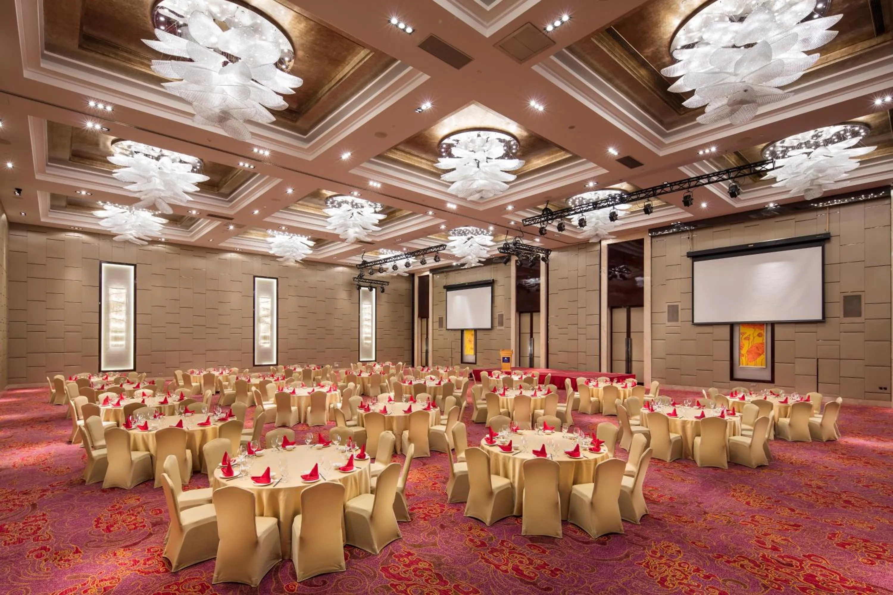 Business facilities in Wyndham Shanghai Nanxiang