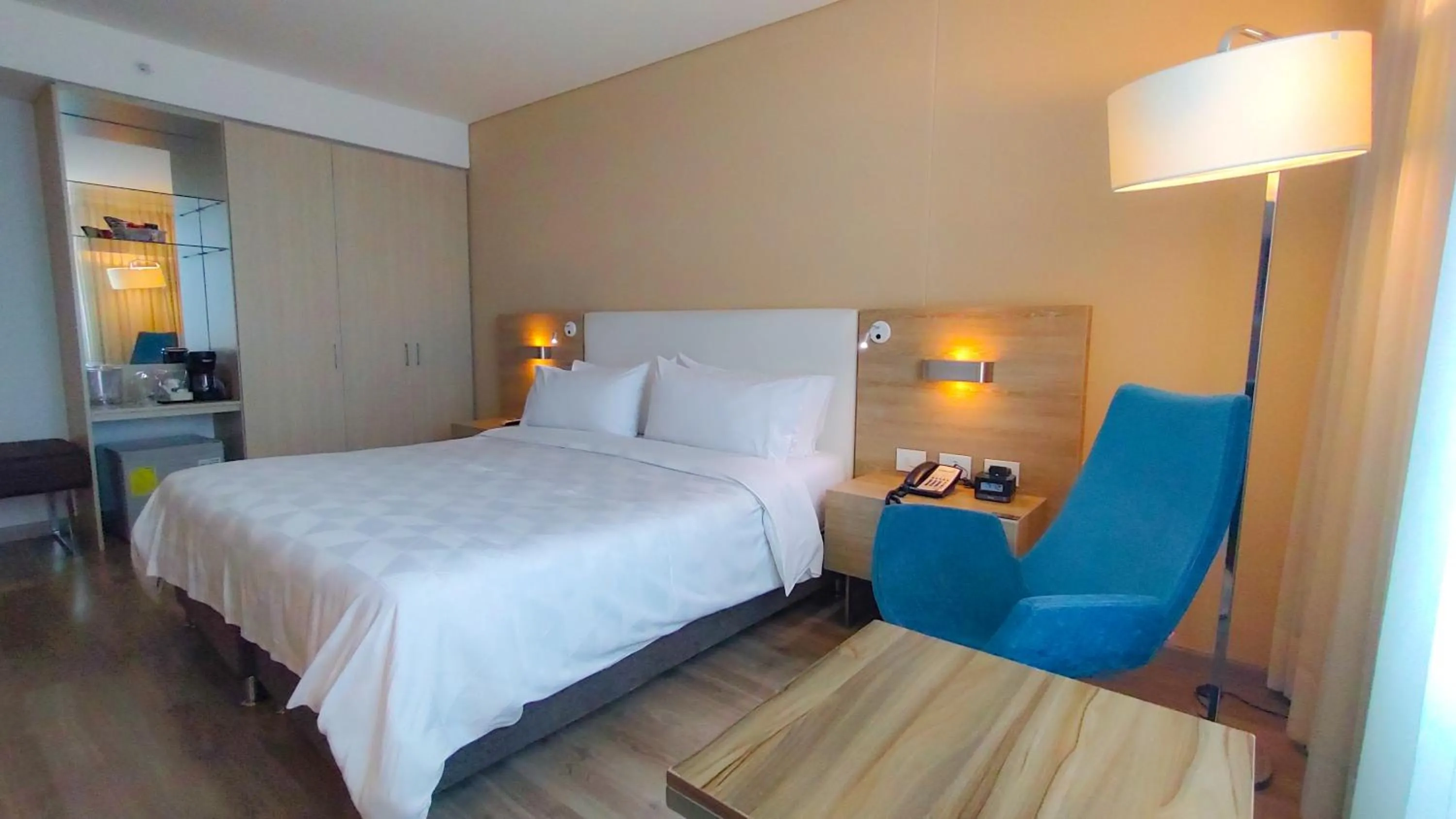 Bedroom, Bed in Holiday Inn Cúcuta by IHG