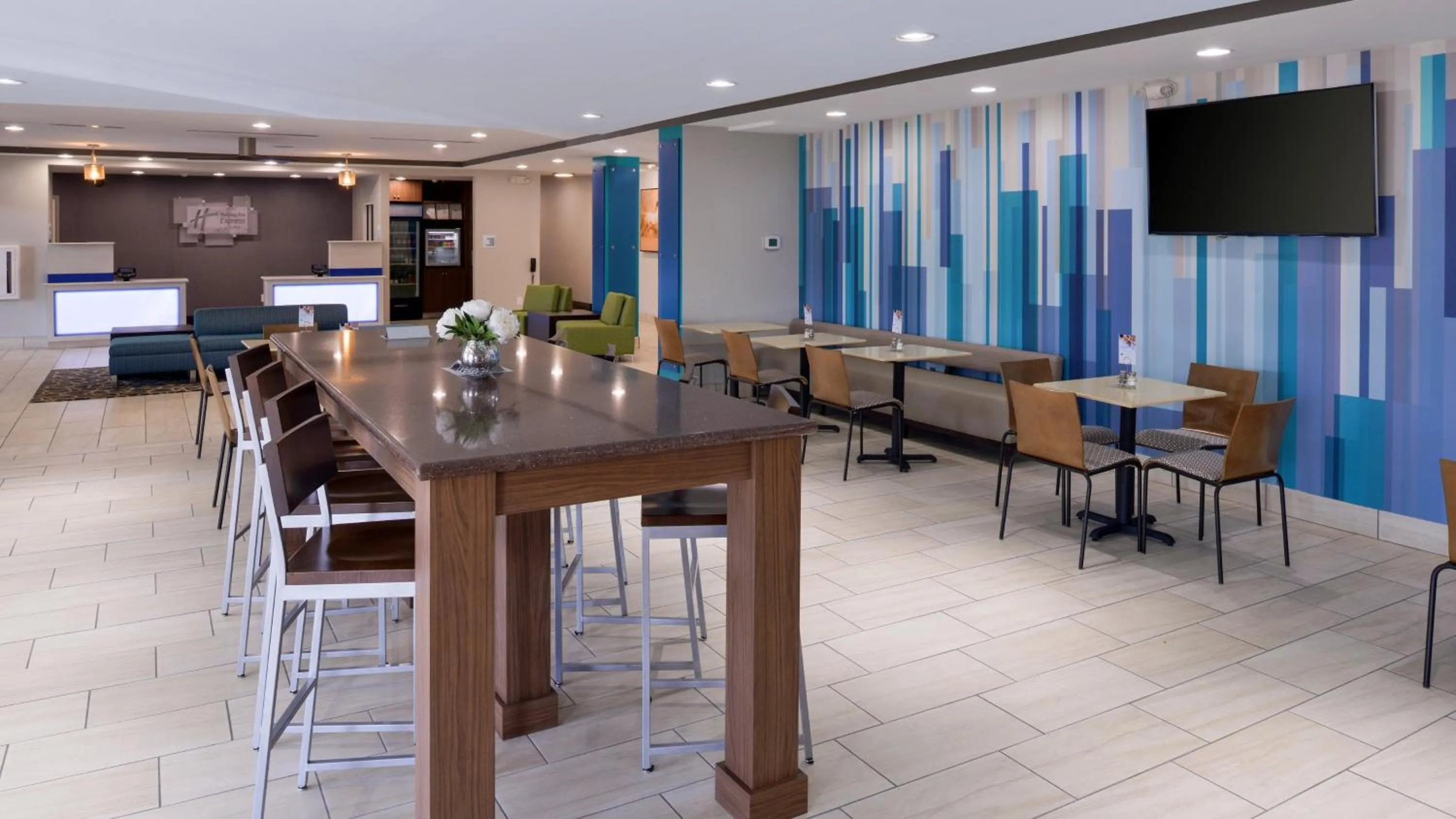 Property building in Holiday Inn Express & Suites Lexington Midtown - I-75 by IHG