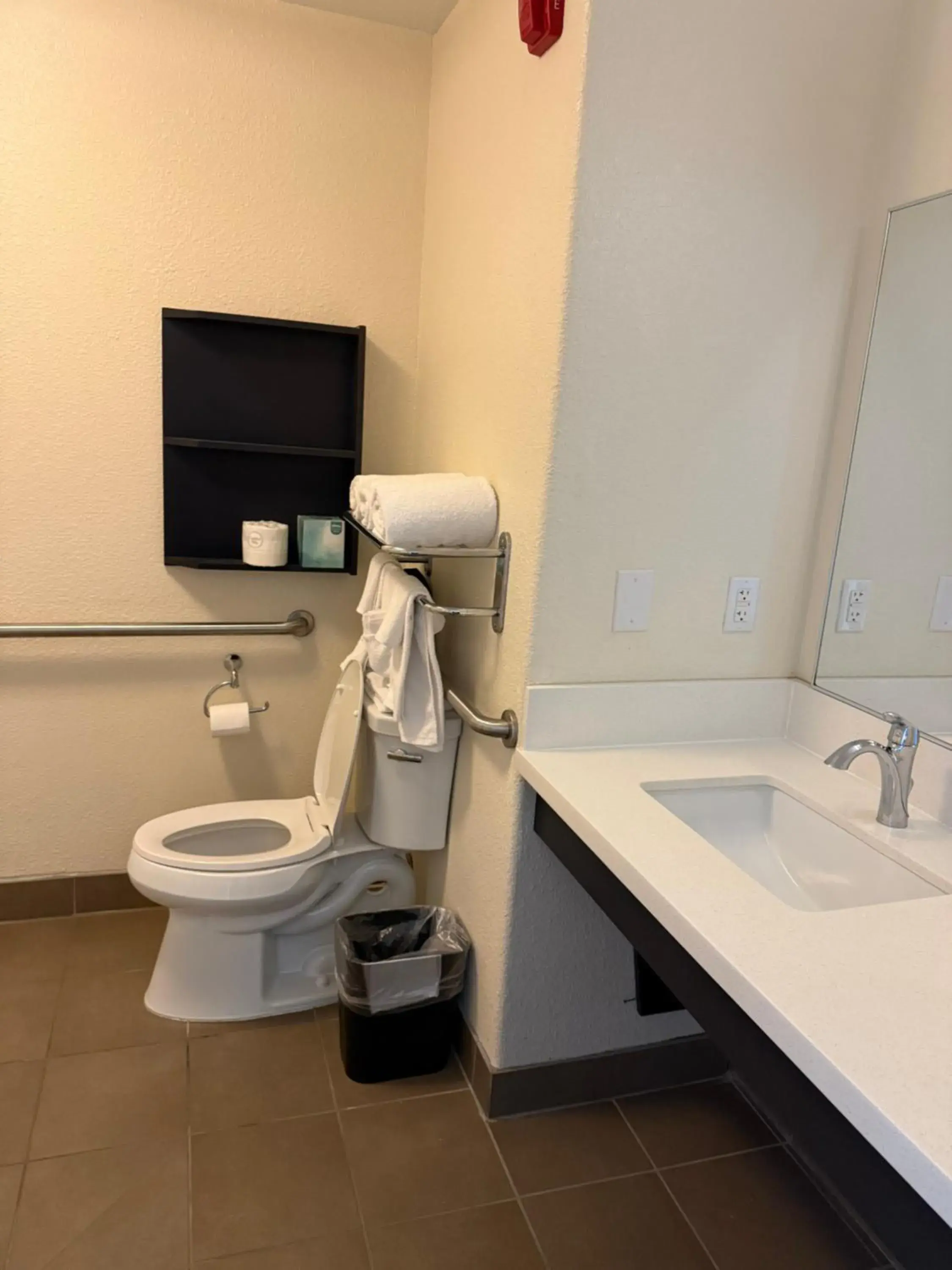 One-Bedroom King Suite in Candlewood Suites Cotulla by IHG One-Bedroom King Suite in Candlewood Suites Cotulla by IHG