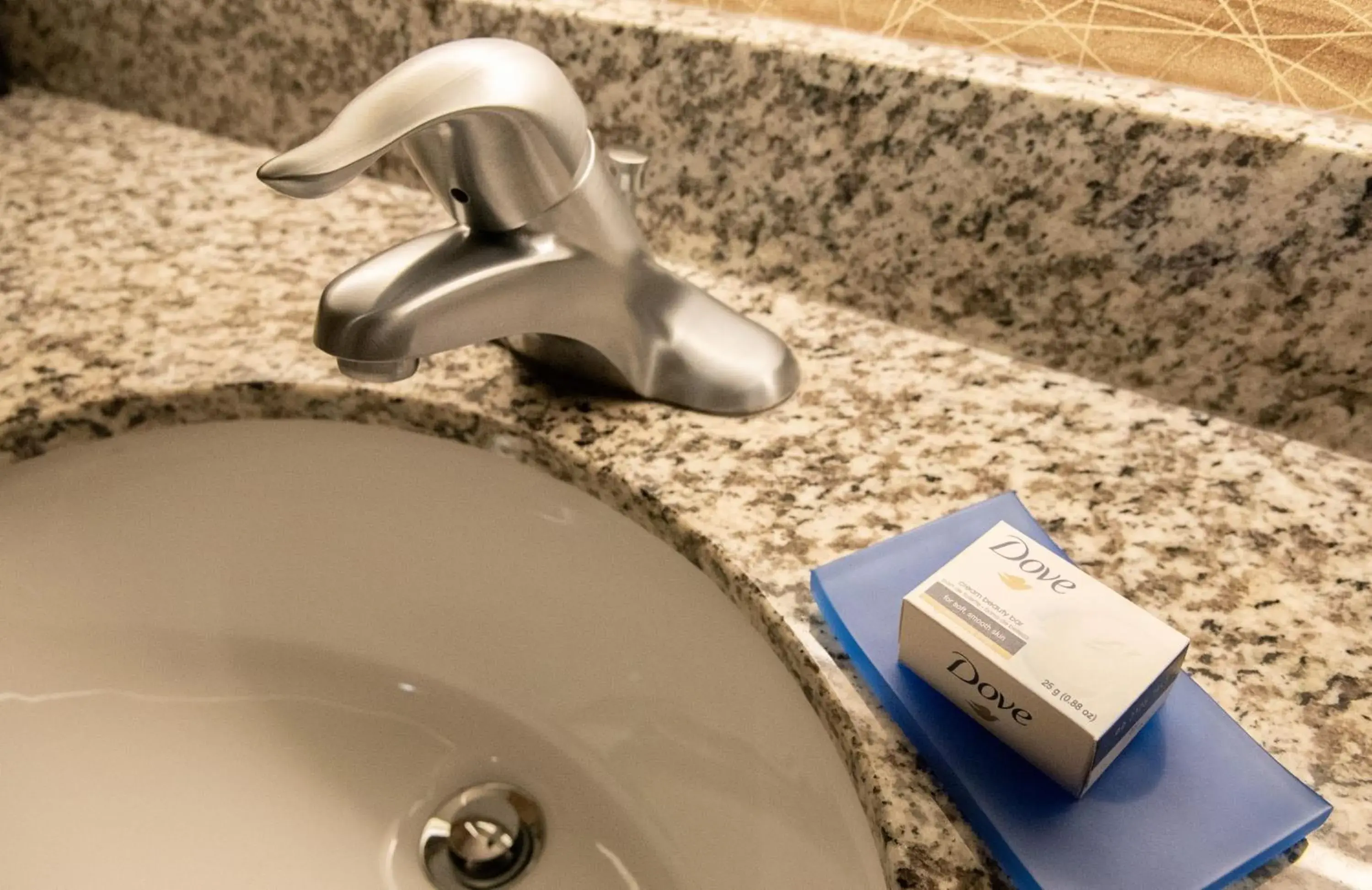 Standard King Room in Holiday Inn Express & Suites New Martinsville by IHG Standard King Room in Holiday Inn Express & Suites New Martinsville by IHG