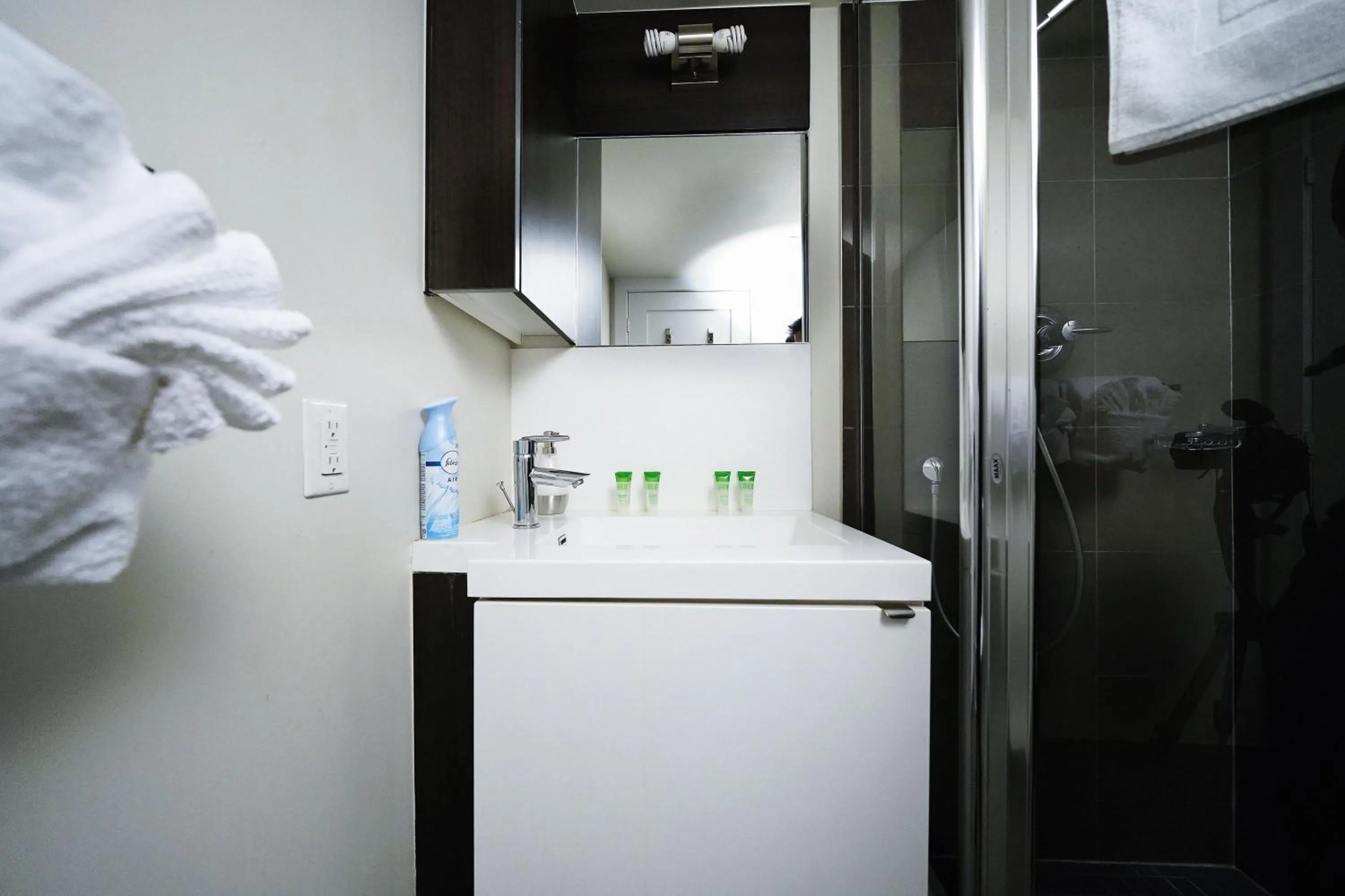 Bathroom in Rivetstays - The Atmos I