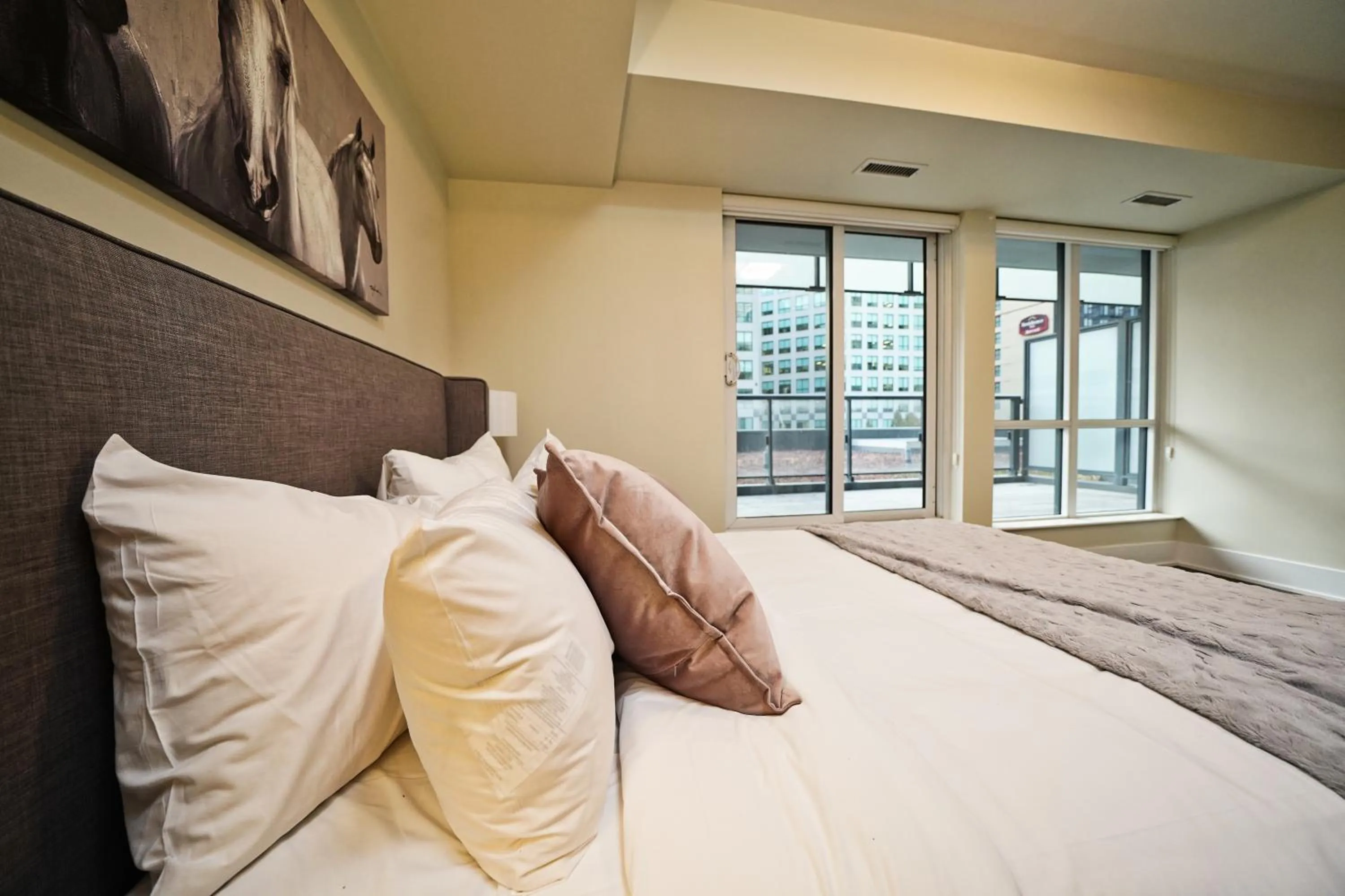 Bed in Rivetstays - The Atmos I