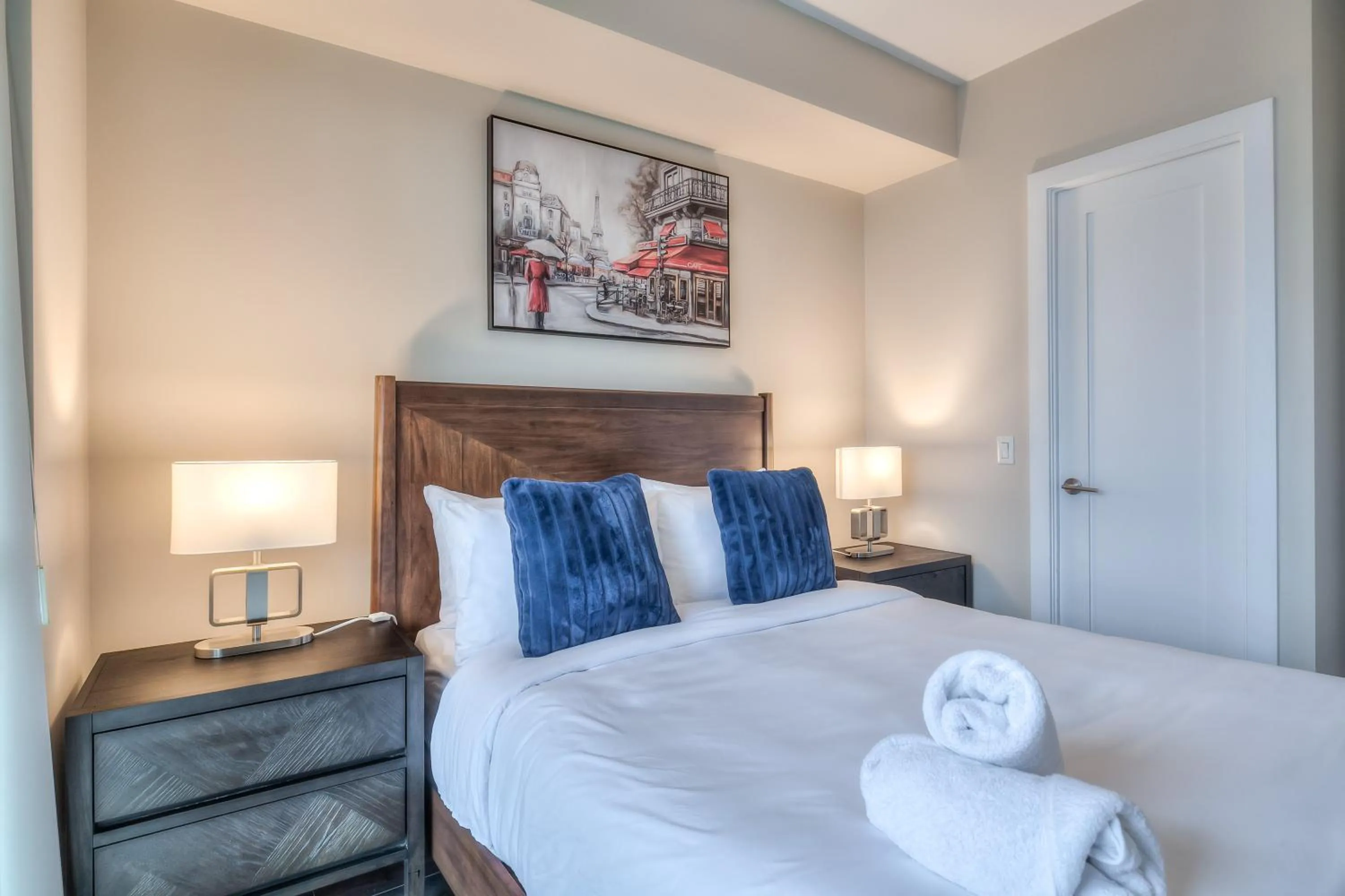 Bed in Rivetstays - The Atmos I