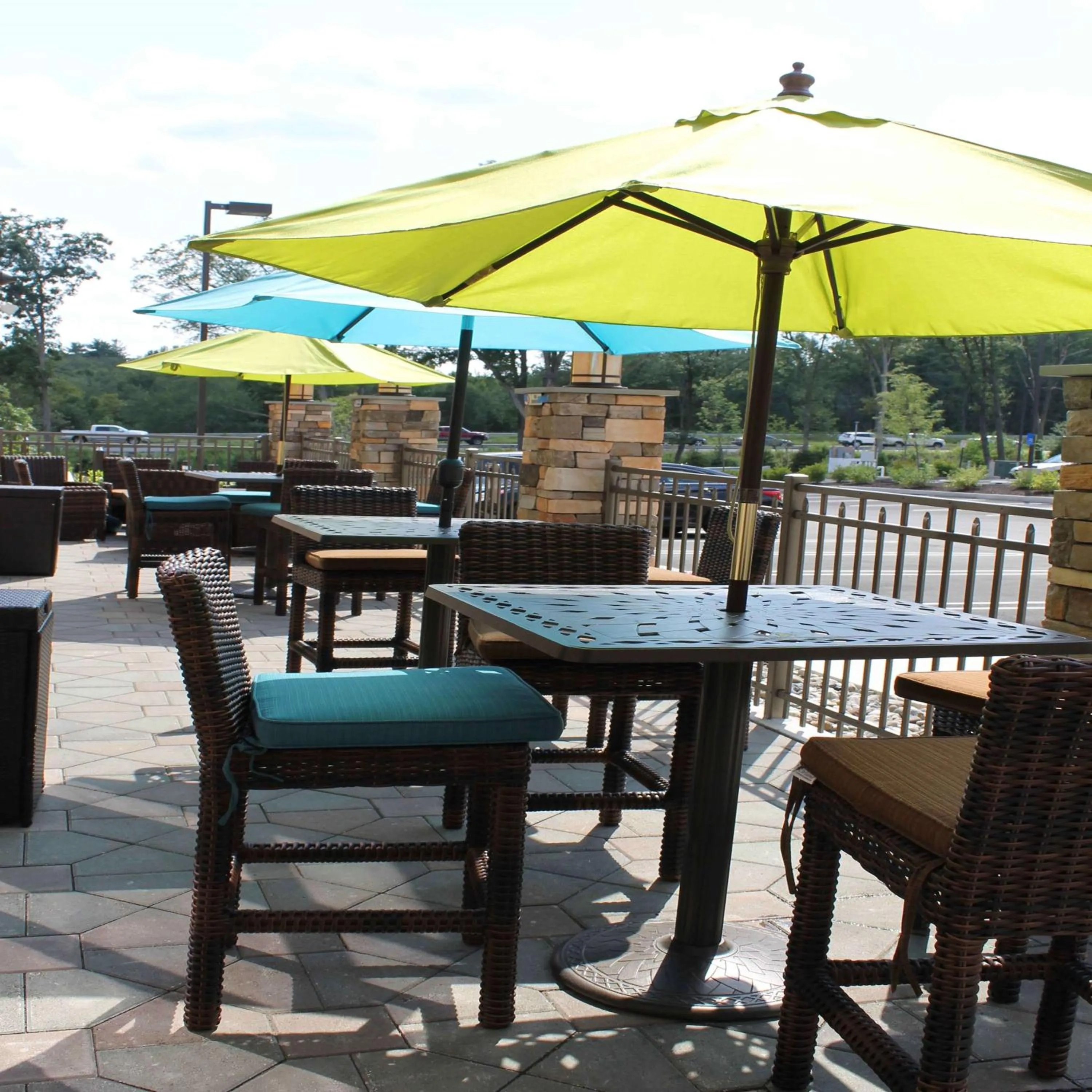 Patio in Hampton Inn & Suites Stroudsburg Bartonsville Poconos