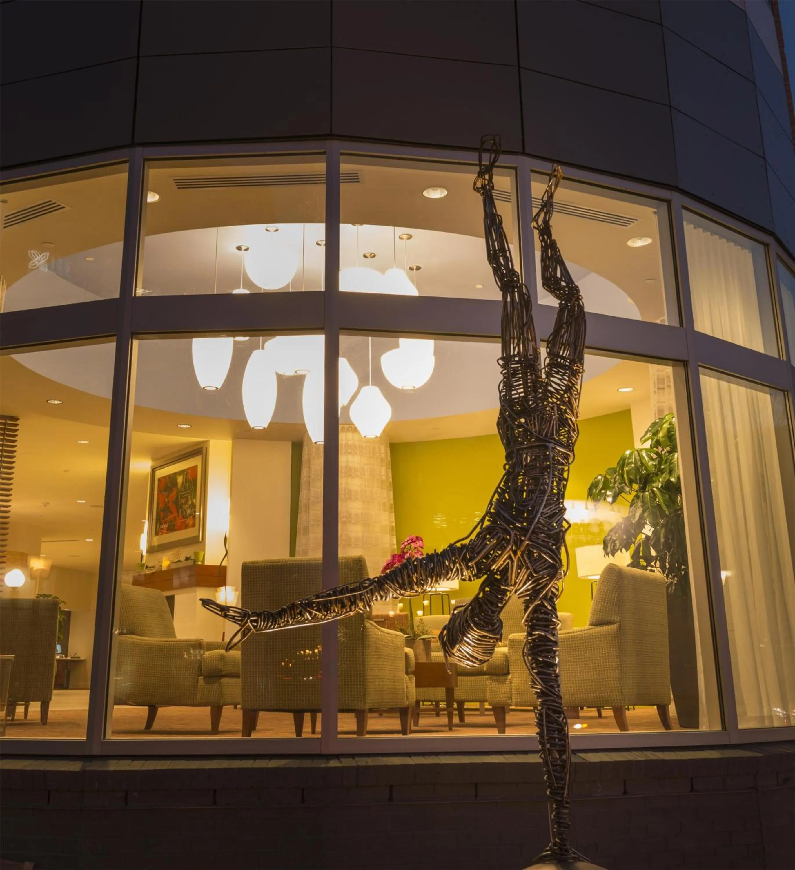 Property building in Hilton Garden Inn Alexandria Old Town National Harbor