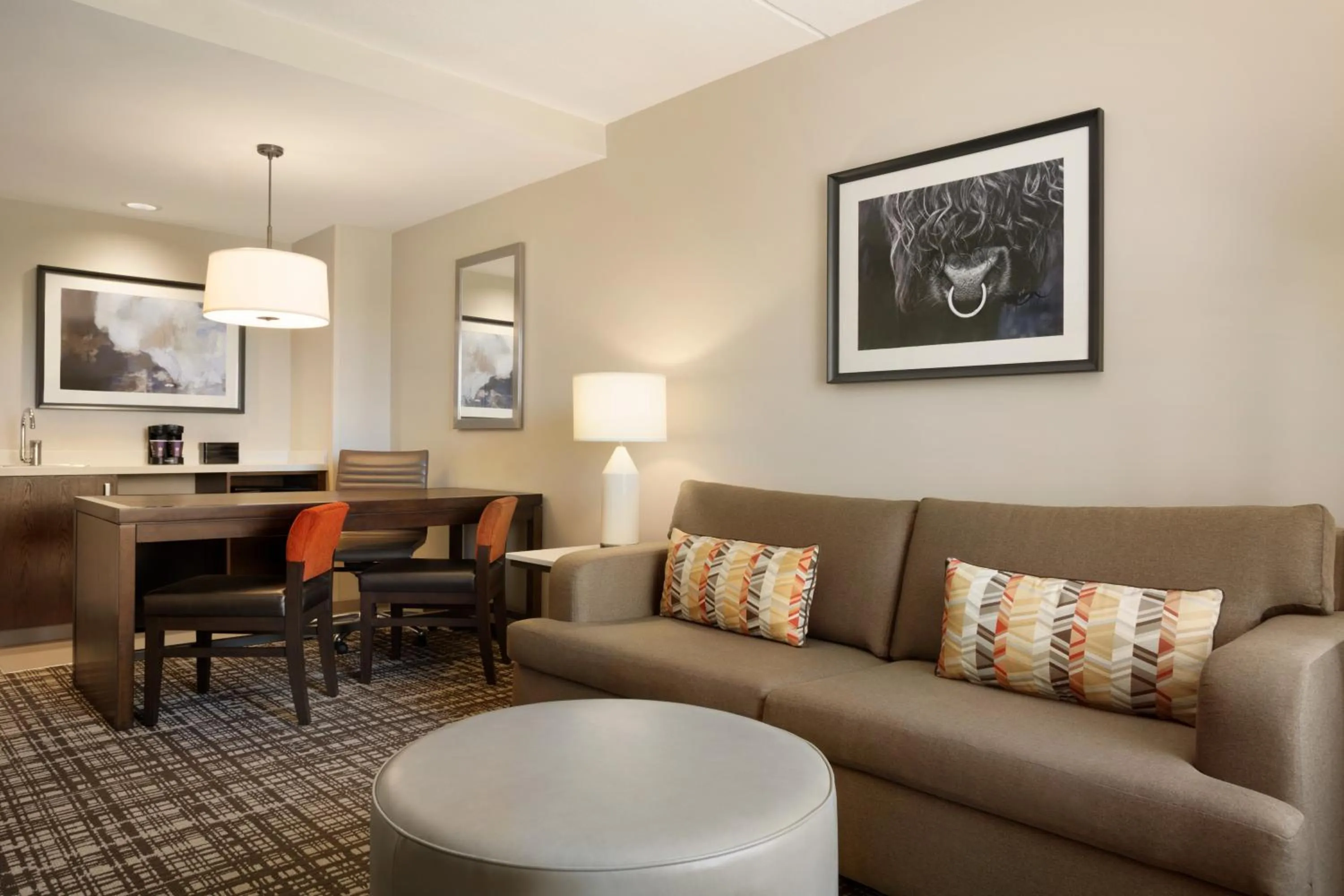 Living room in Embassy Suites Oklahoma City Downtown/Medical Center