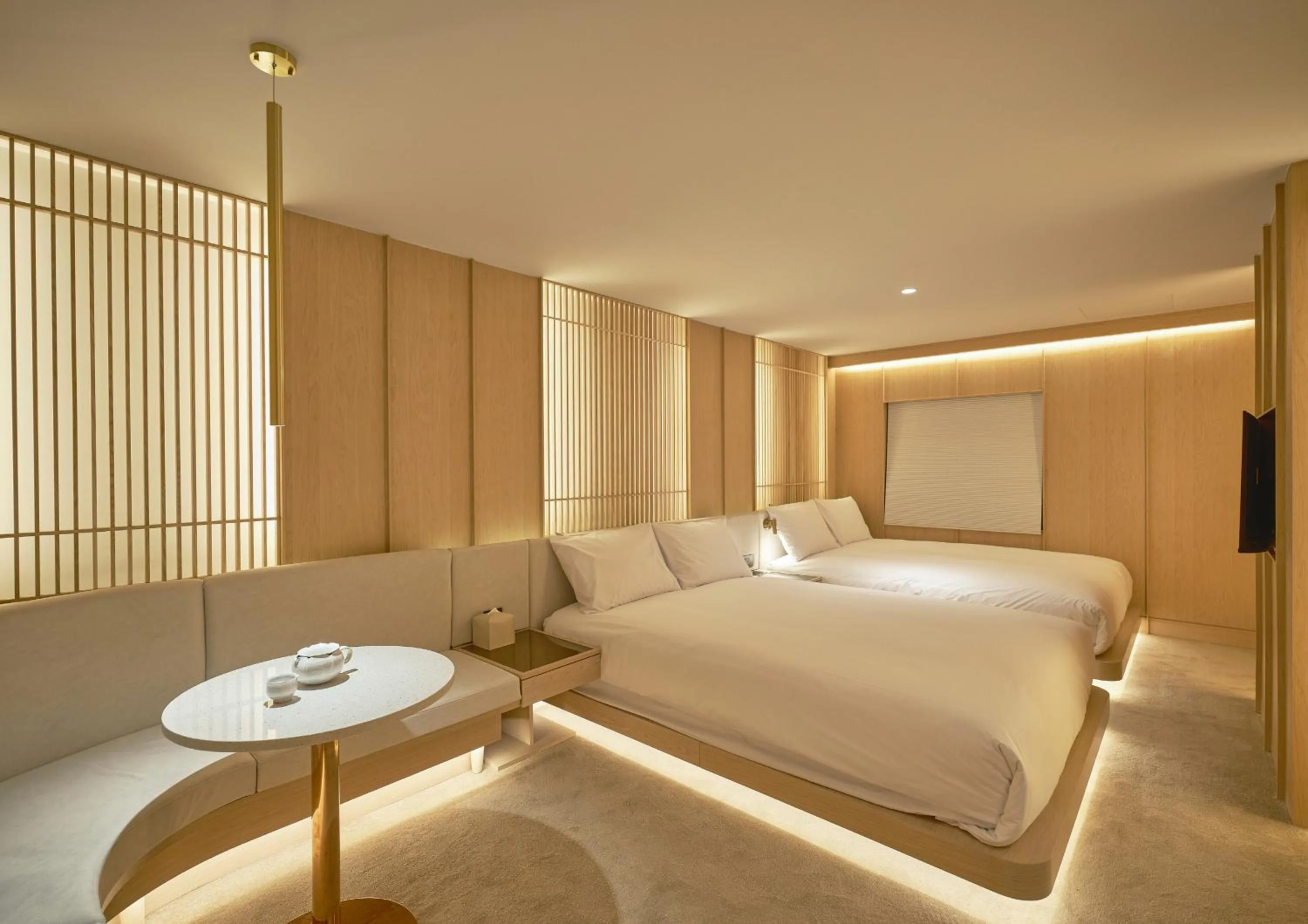 Bed in UH Continental CenterPoint