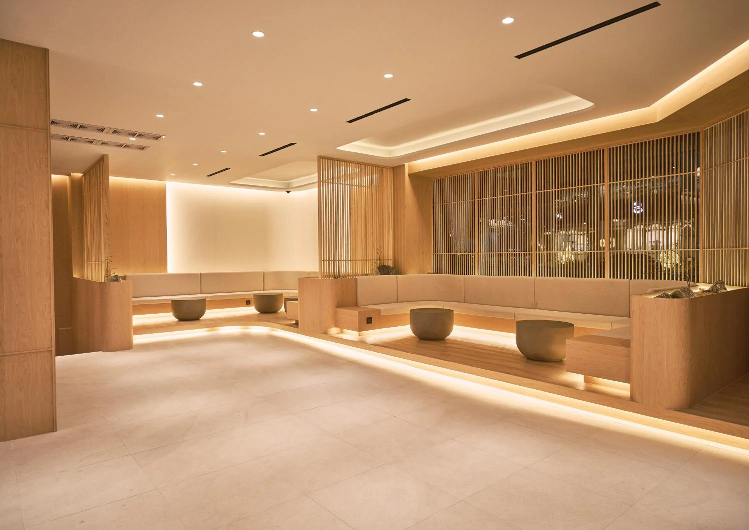 Lobby or reception in UH Continental CenterPoint