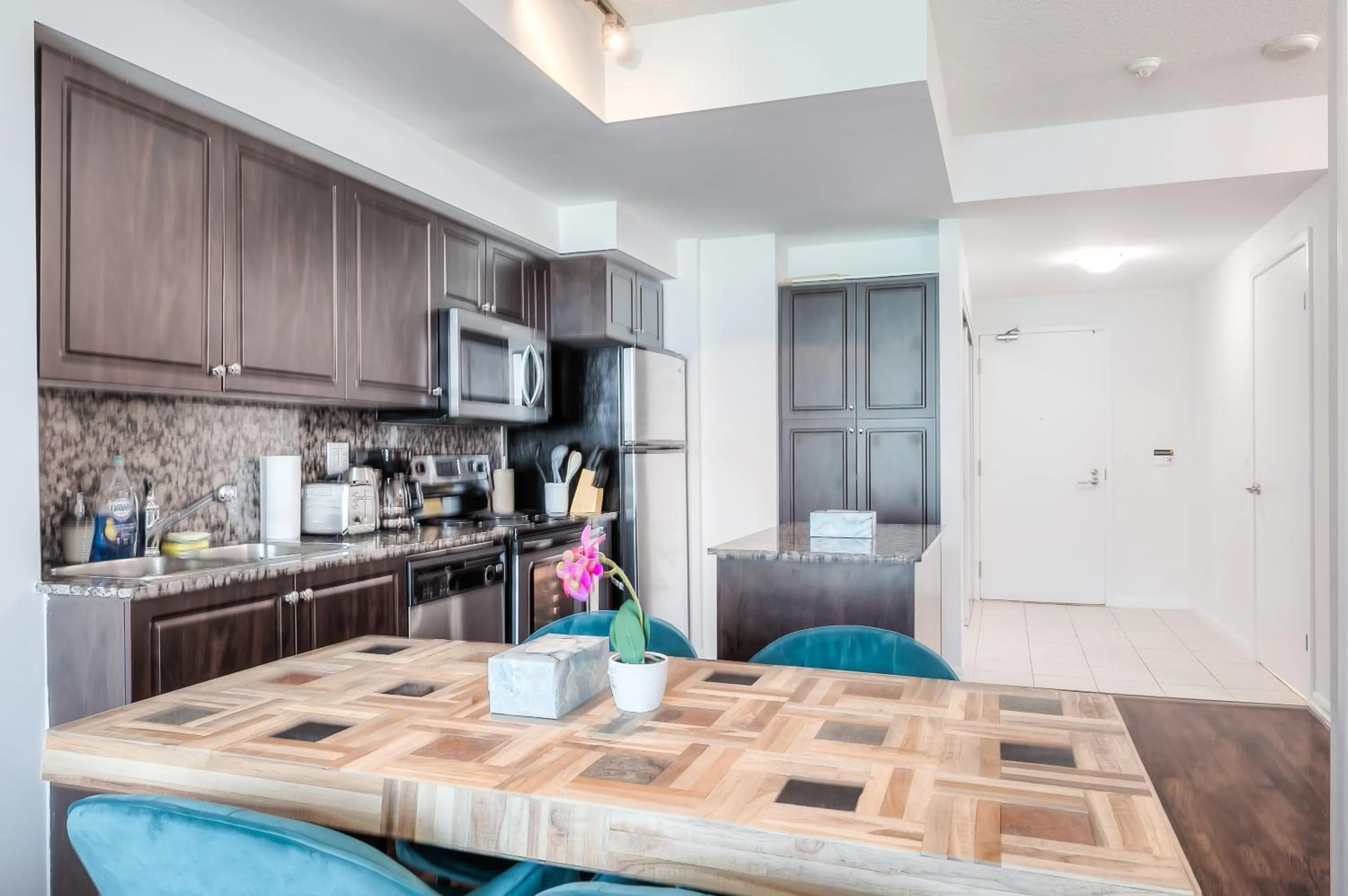 Dining area in Rivetstays- The Neptune I
