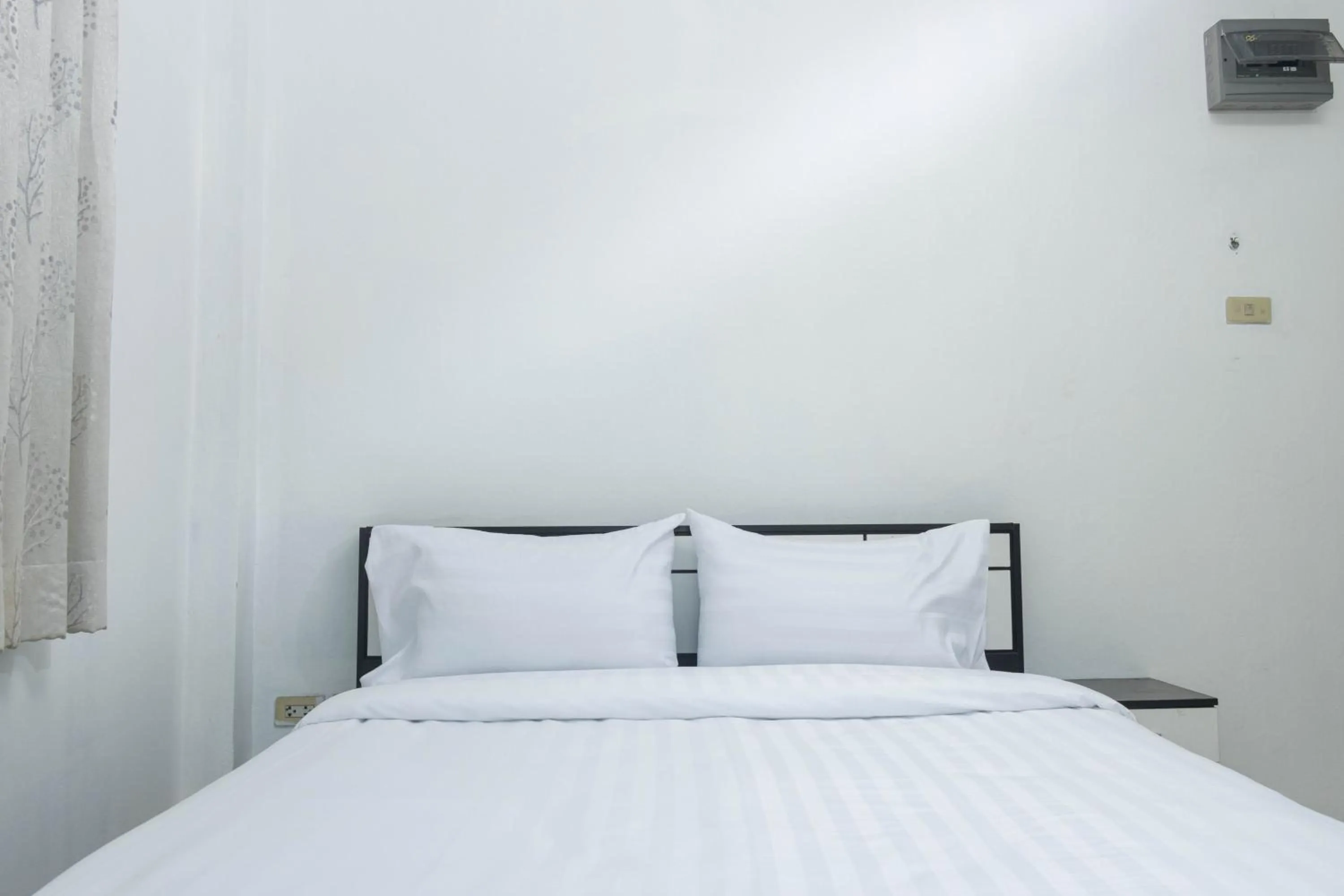 Bed in Taw Win Place