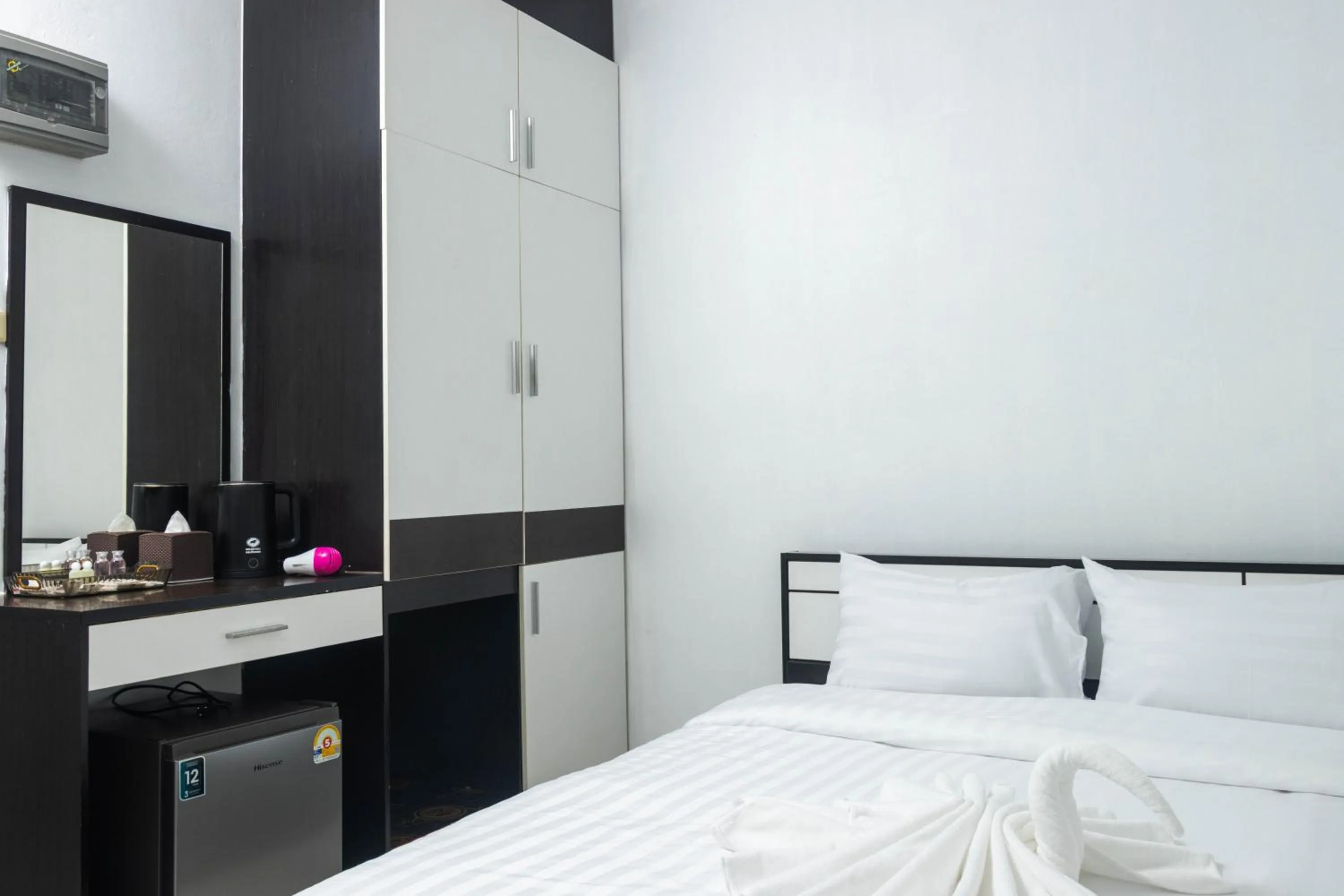 Bed in Taw Win Place