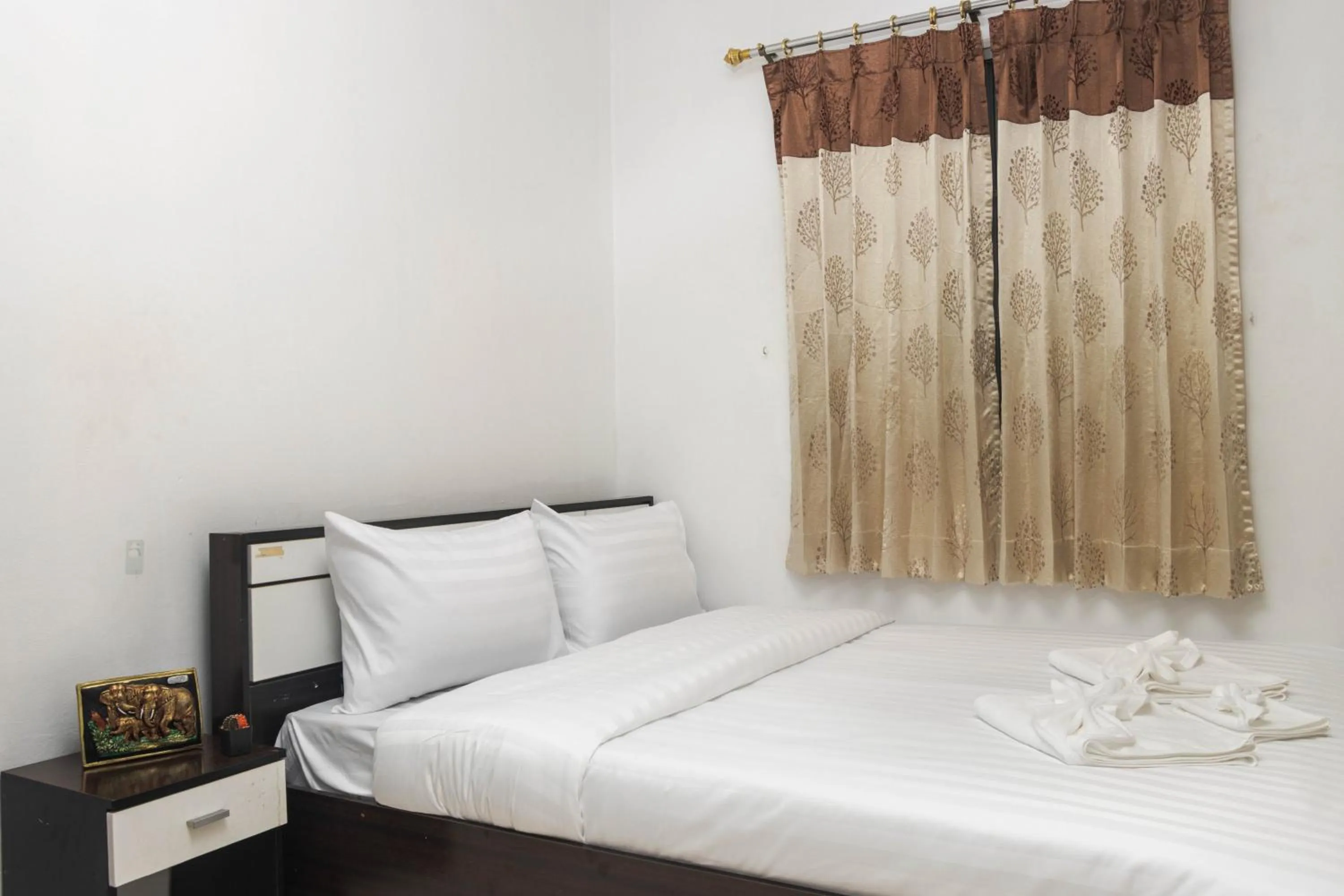 Bed in Taw Win Place